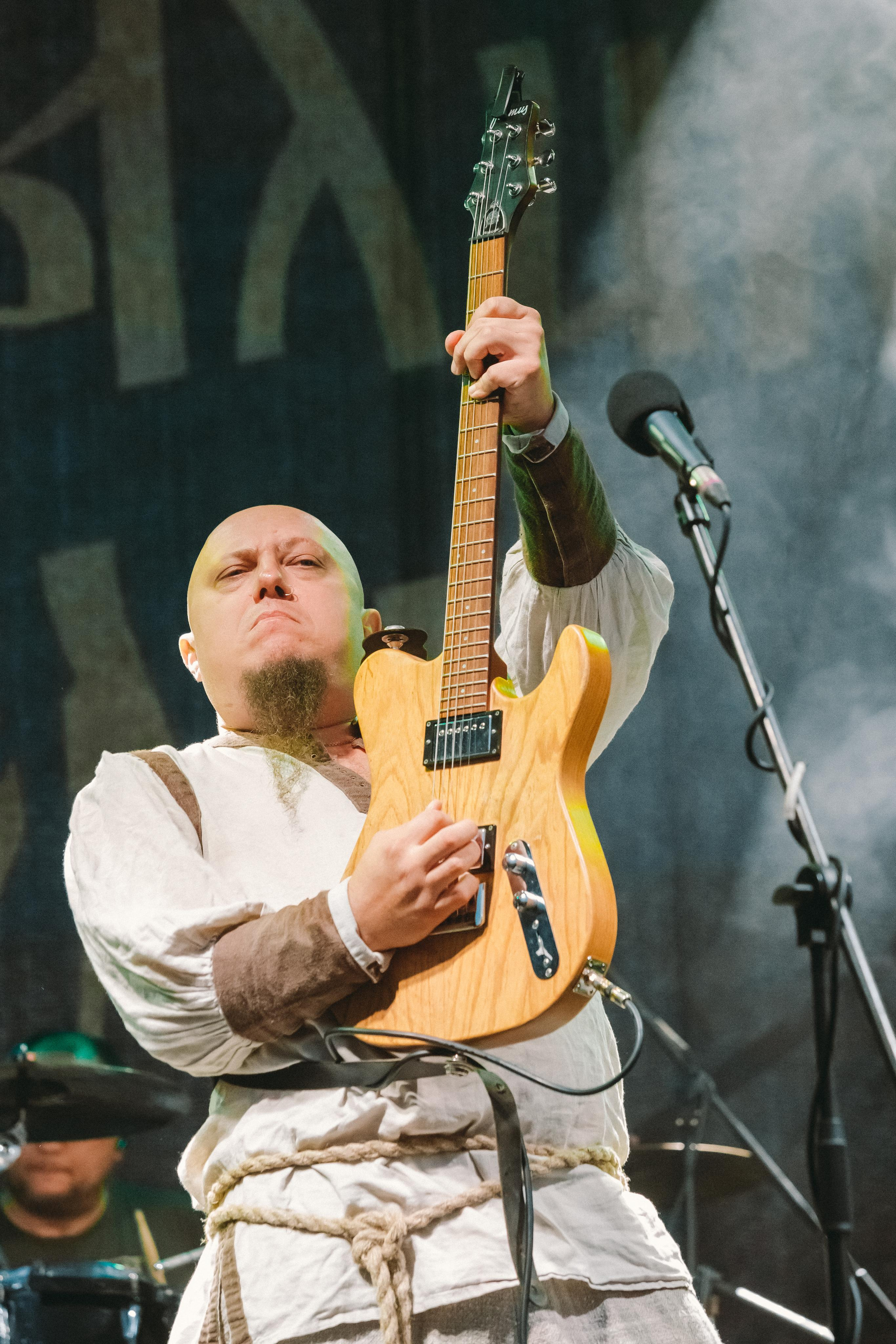 ТРОЛЛЬ ГНЕТ ЕЛЬ. Фотограф Сонкина Татьяна