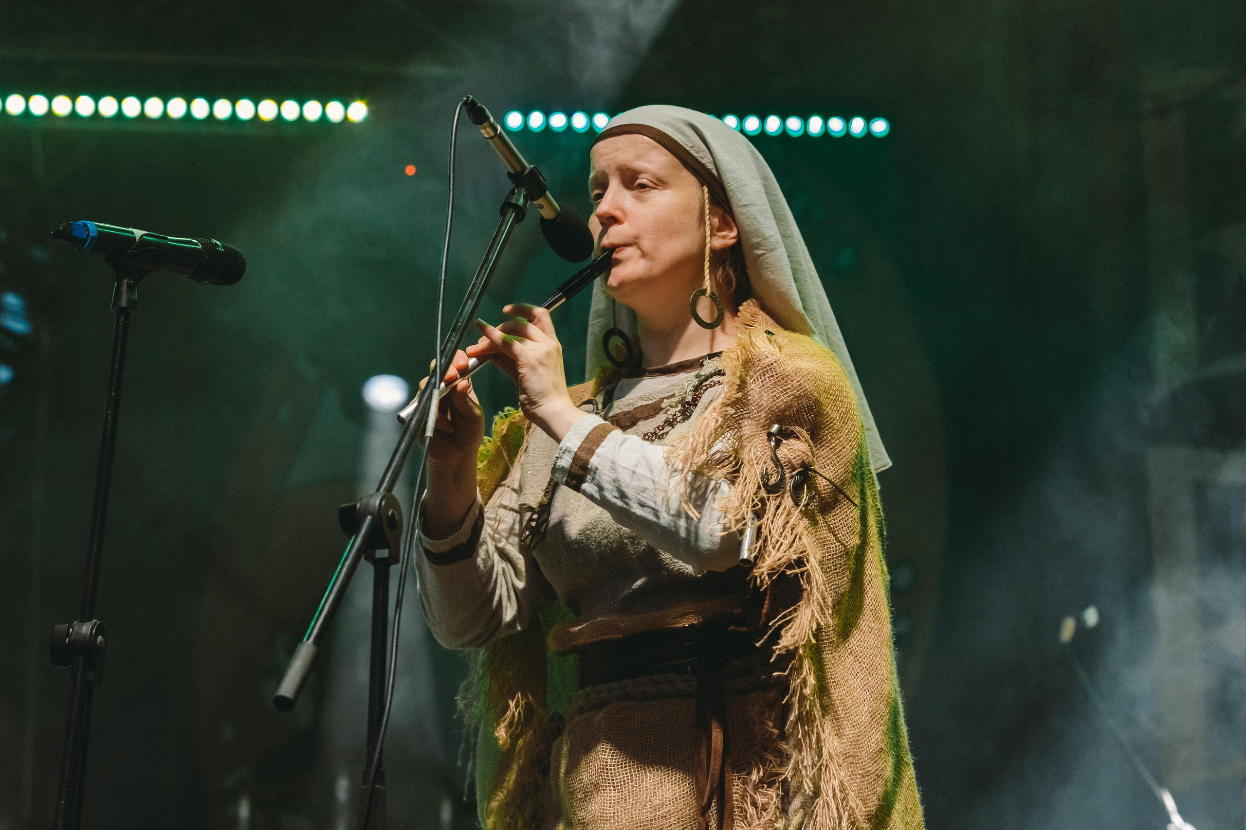 ТРОЛЛЬ ГНЕТ ЕЛЬ. Фотограф Сонкина Татьяна