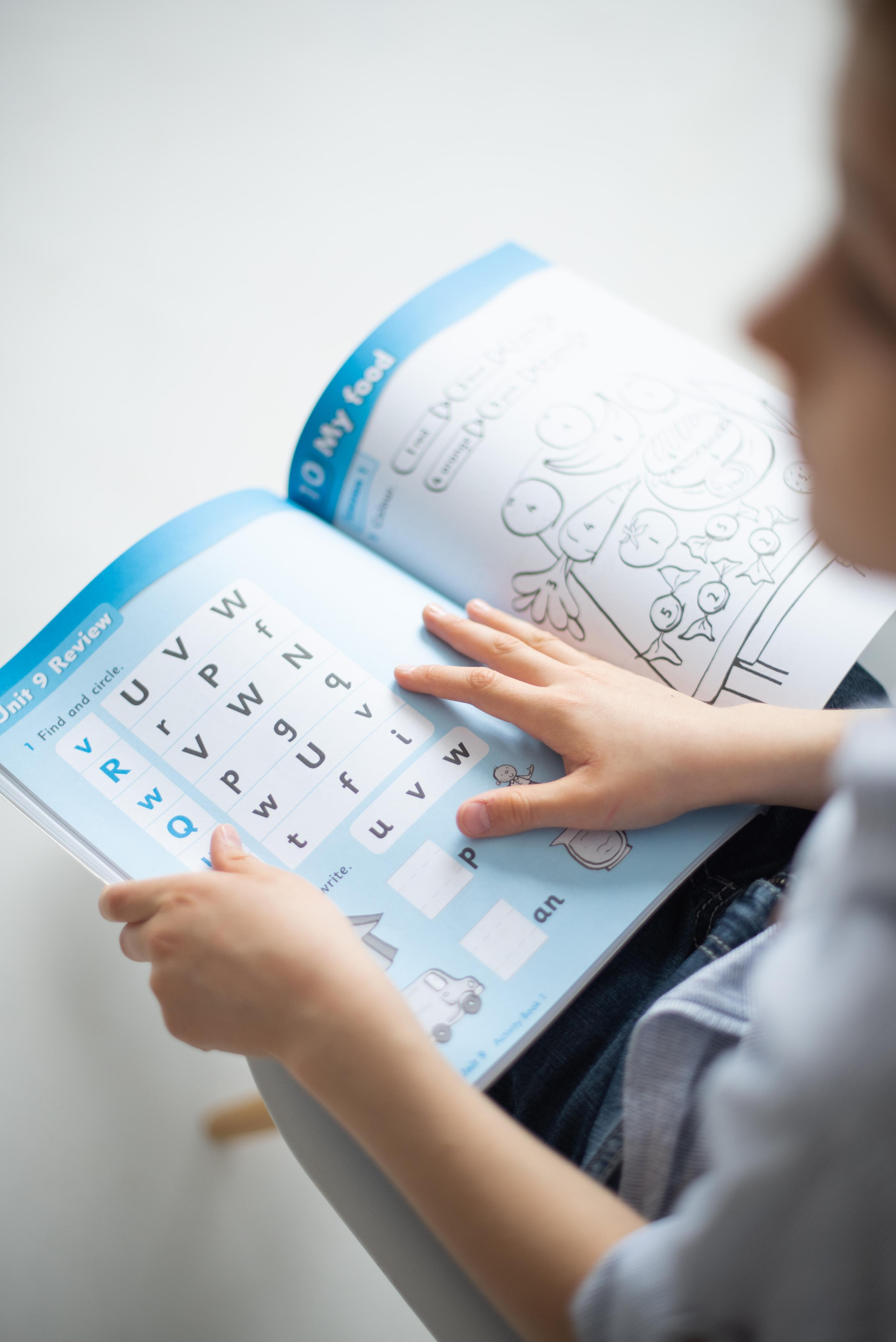 Преподаватель по английскому