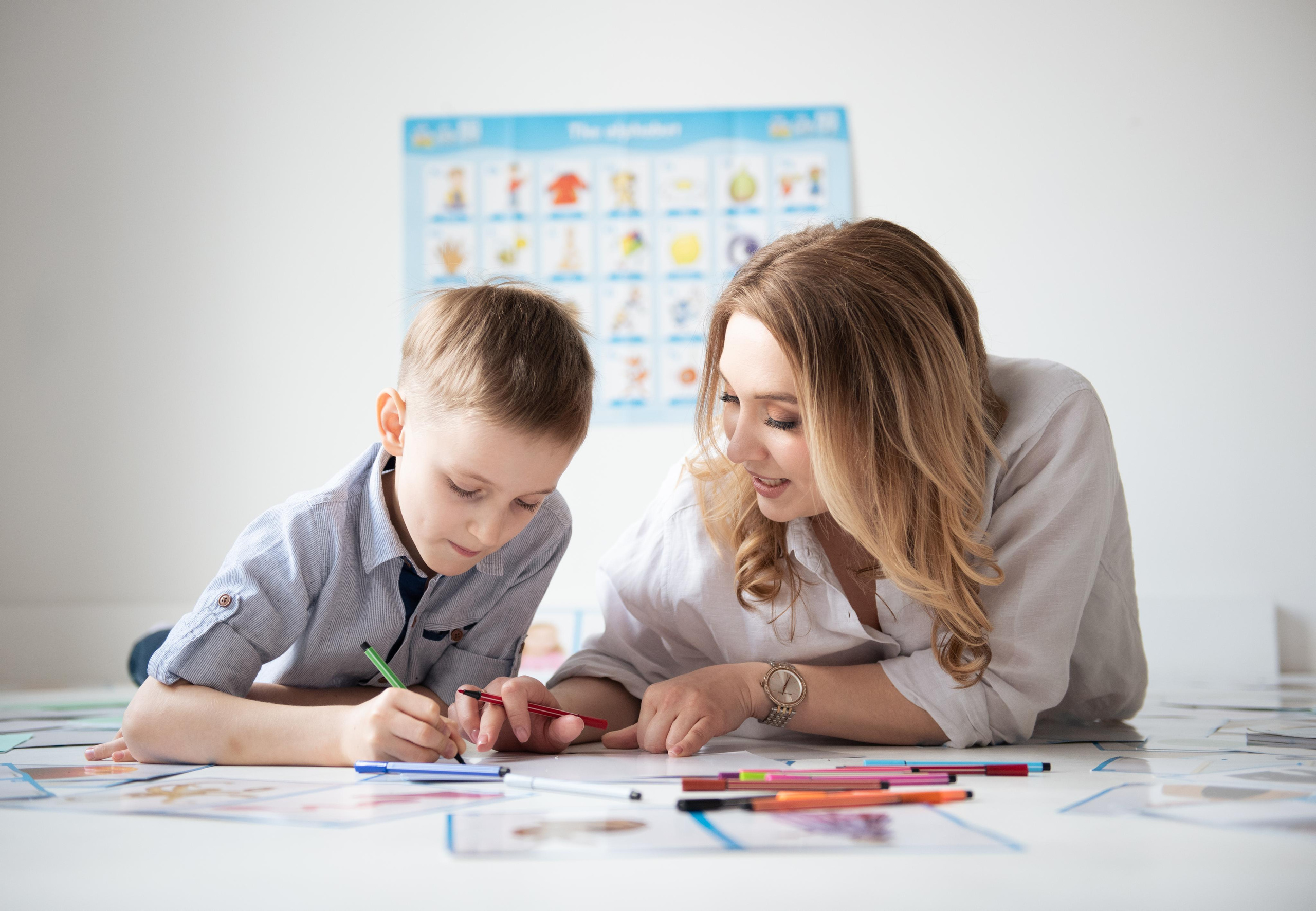 Преподаватель по английскому