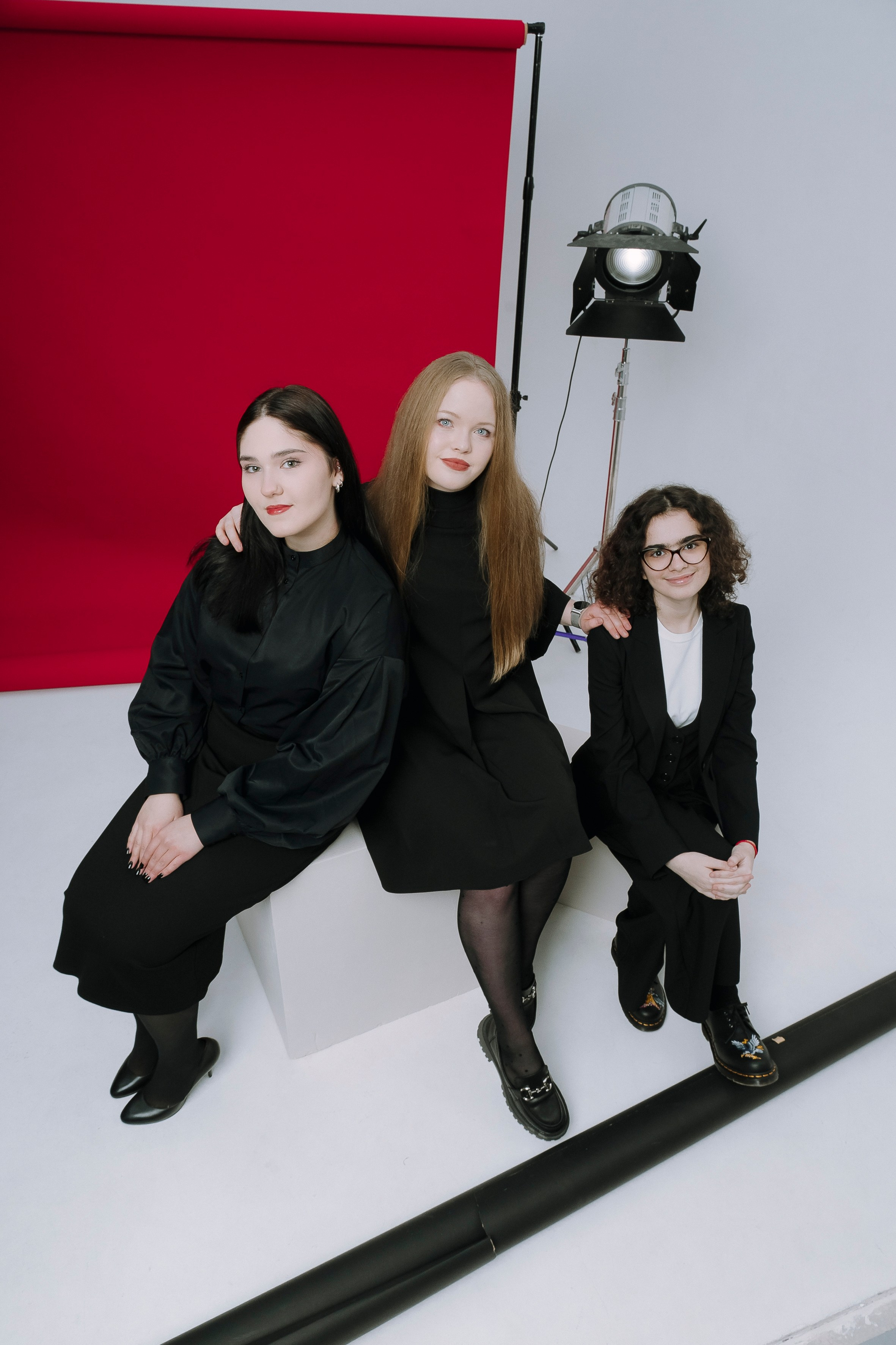 Альбом Красный- старшая школа. Выпускные альбомы Натальи Бутко: Новороссийск, Анапа, Геленджик