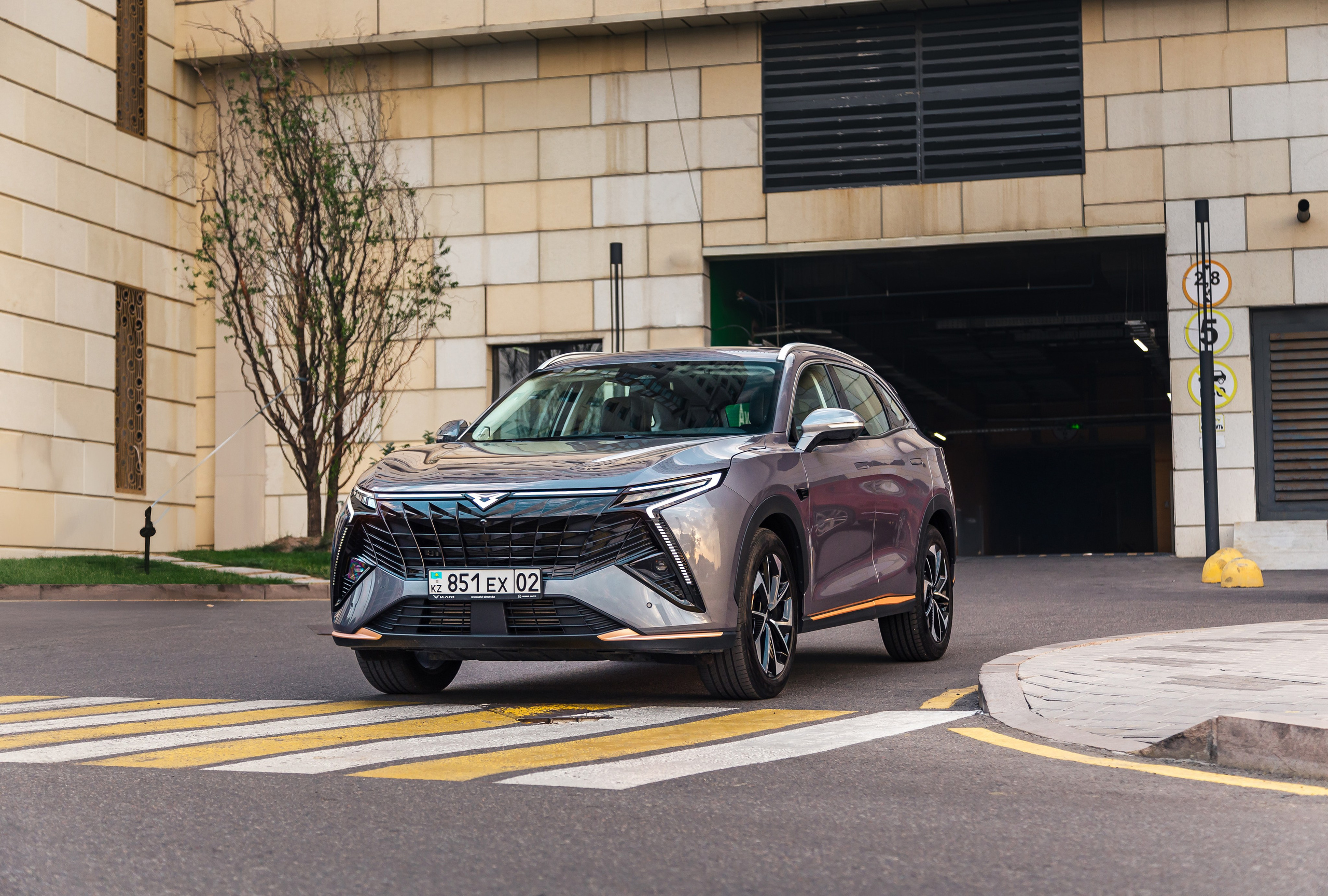 KAIYI X7. Рекламный и портретный фотограф в Алматы — Серекпаев Танирхан