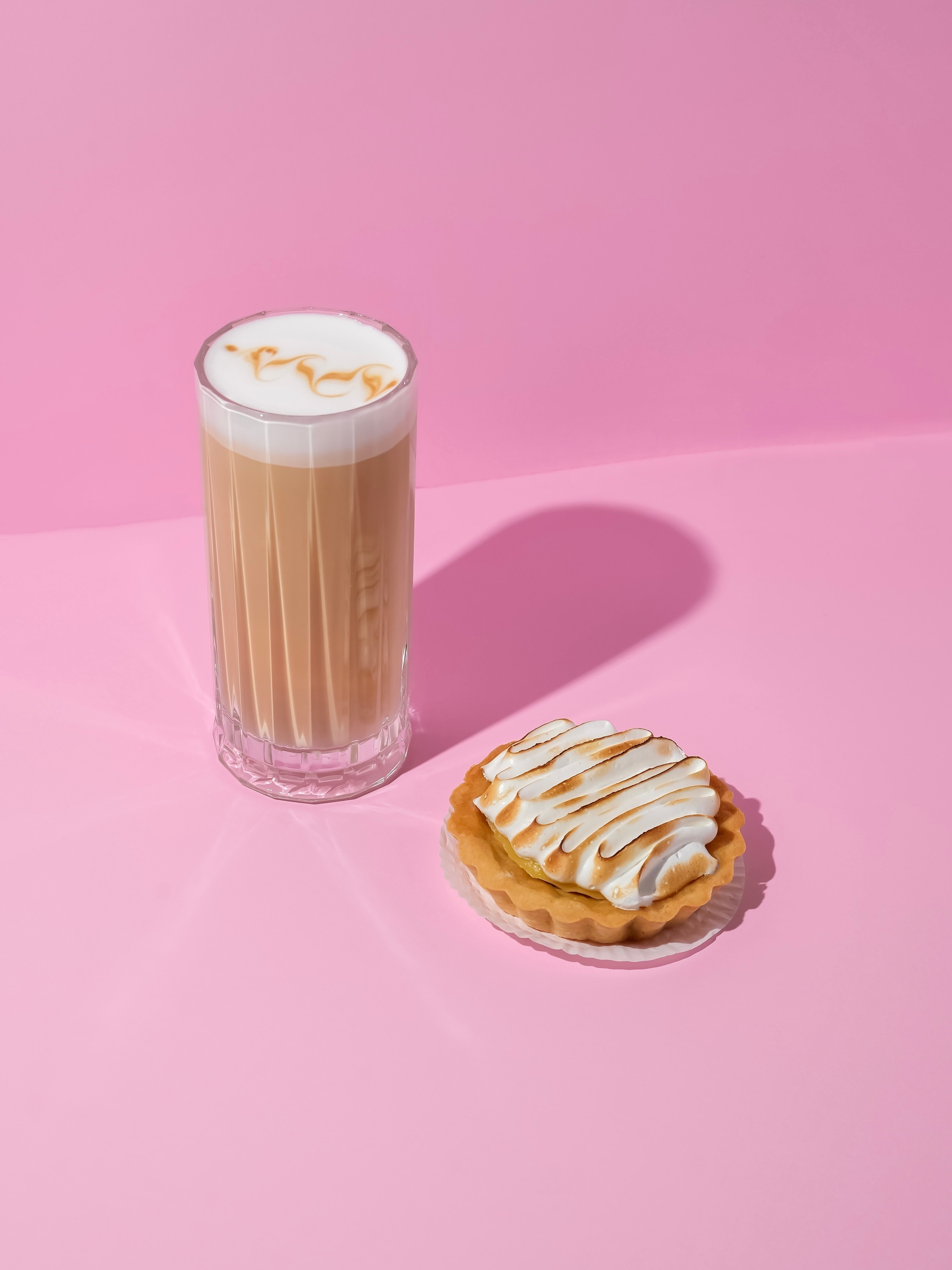 Фуд-фото для «Cork». Предметный фотограф в Грузии