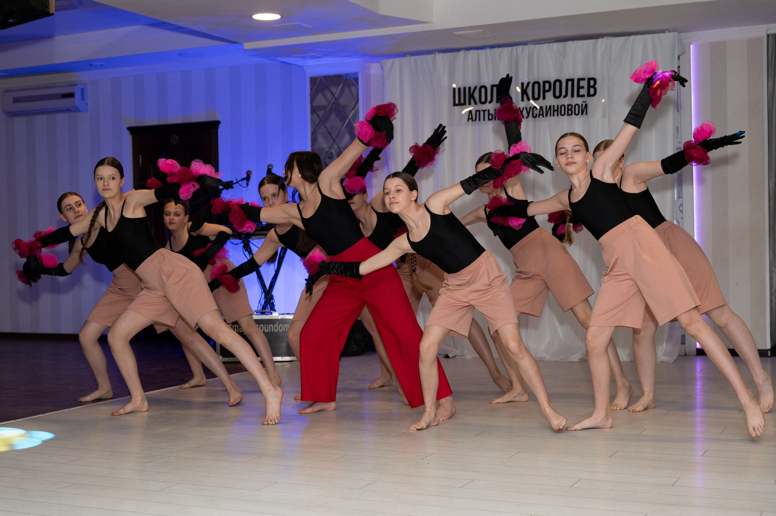 Школа Королев Алтыны Хусаиновой 18 поток | 13.04.2025. Фотограф в Омске Елизавета Кириллова