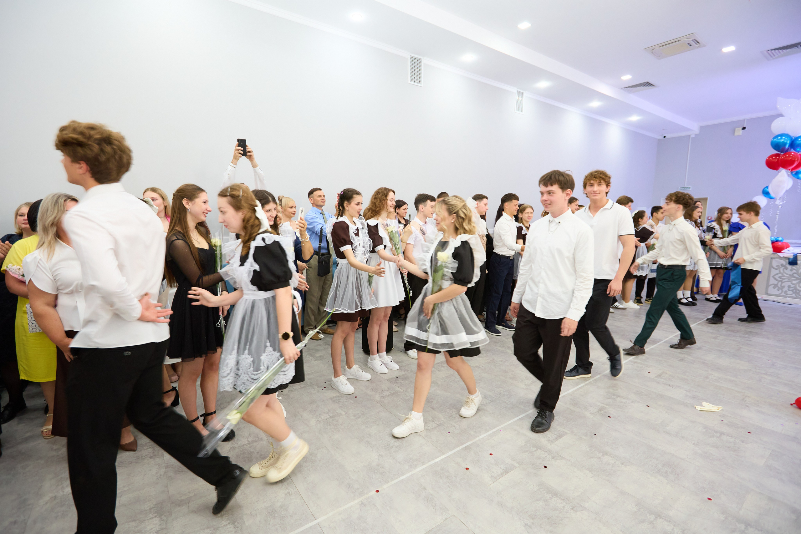 Последний звонок 6 шк 11А Саки. Фотограф в Крыму Светлана Викулова