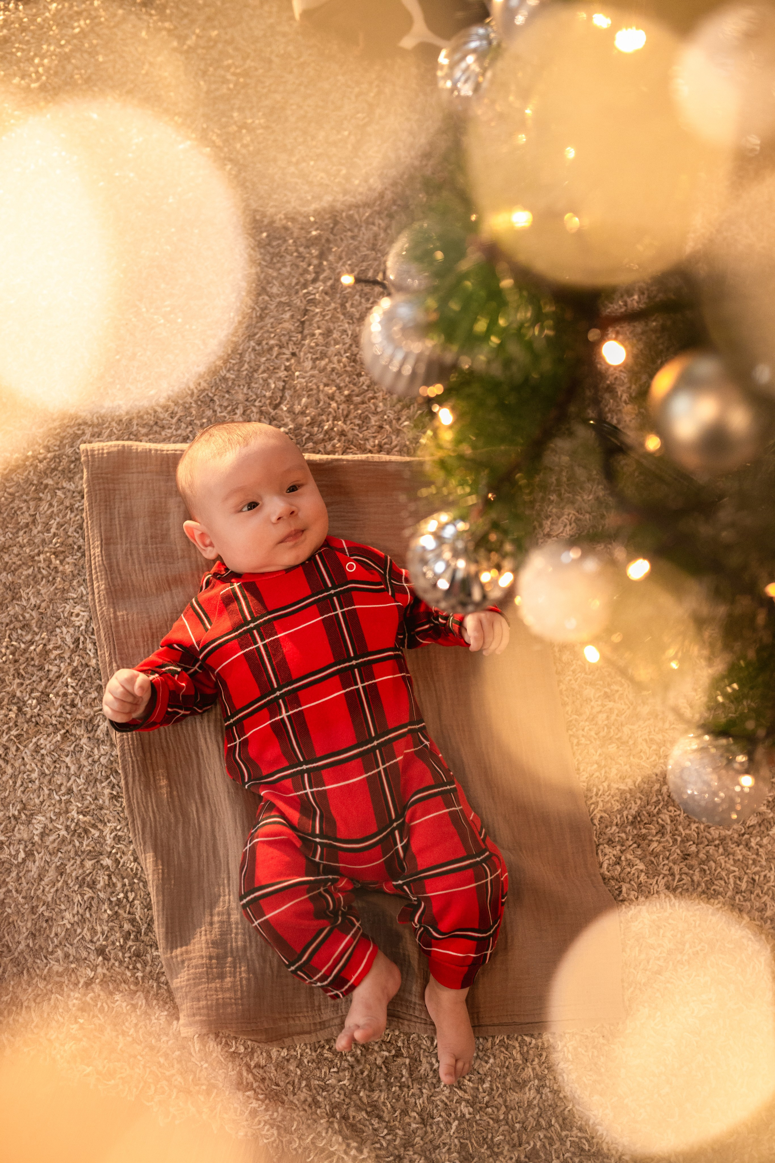 #фотографтольятти #фотографтлт #семейнаяфотосессия #домашняяфотосессиятольятти #мамытольятти #тлт #тольятти #фотоистория #семейныетрадиции #новогодняяфотосессиятольятти #фотограф