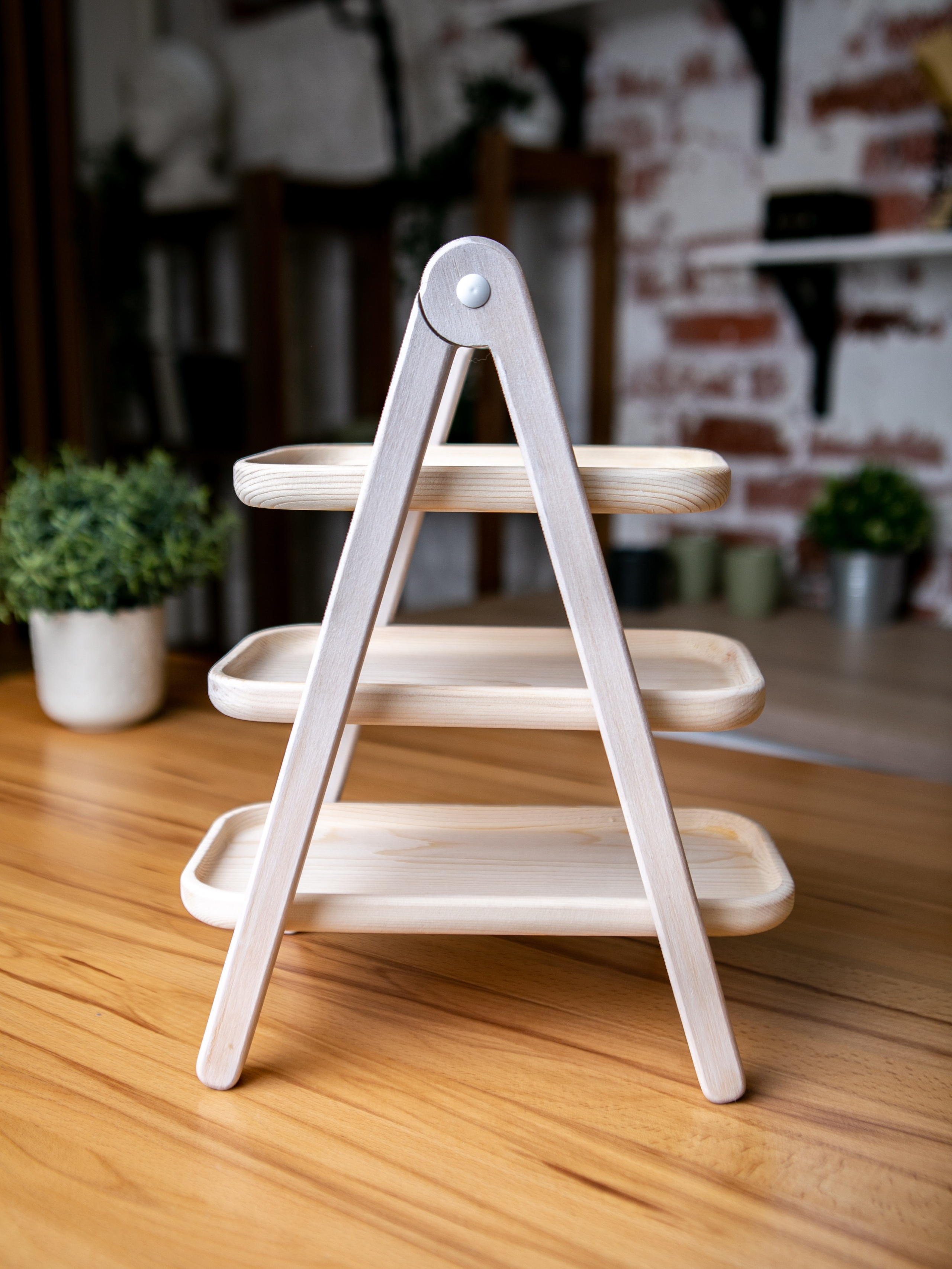 Подносы и этажерки. Контент фотограф, съемка для маркетплейсов, фуд съемка и репортажи в Новосибирске Ралия Галеева