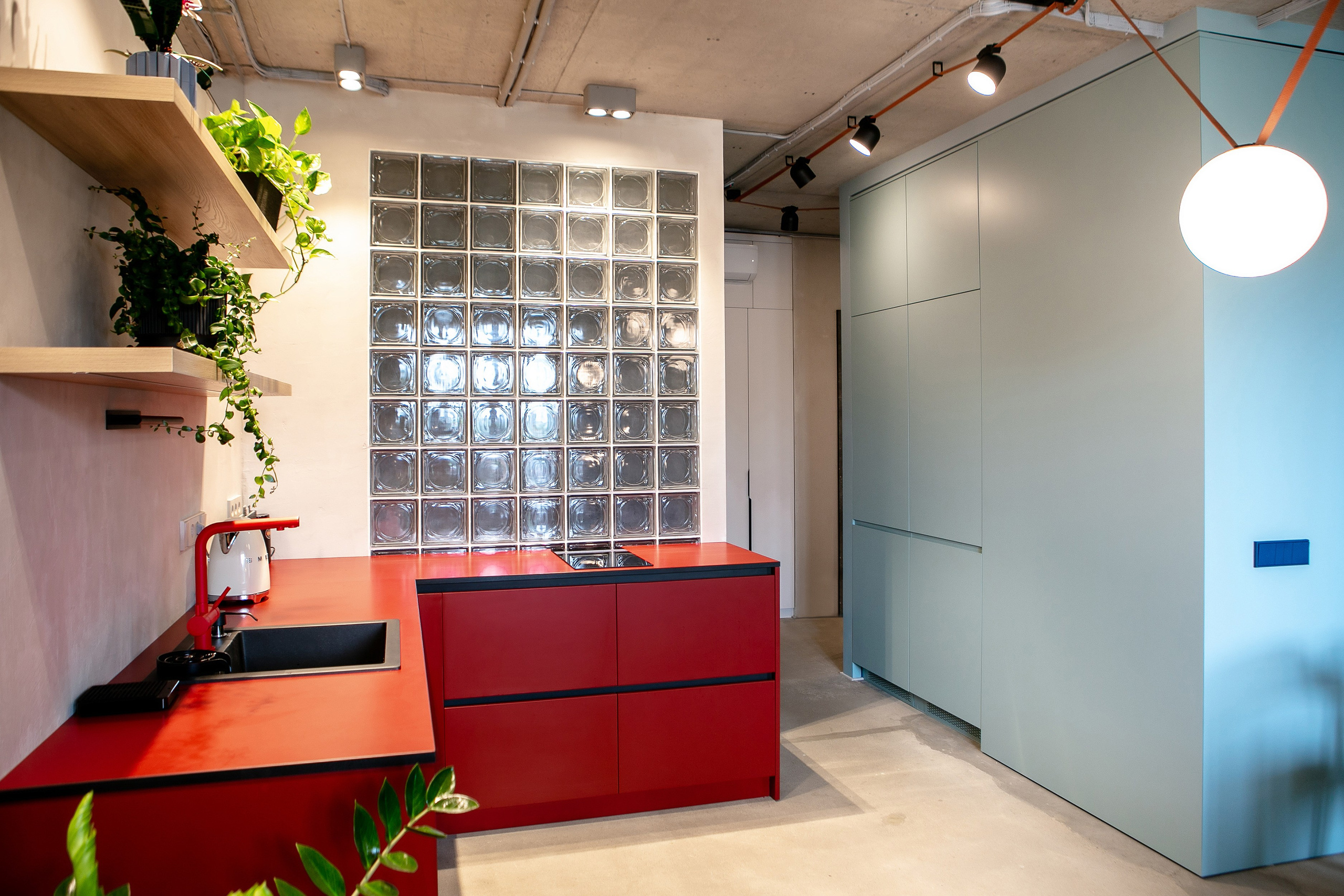 Интерьер ЖК Ирнест. Контент фотограф, съемка для маркетплейсов, фуд съемка и репортажи в Новосибирске Ралия Галеева