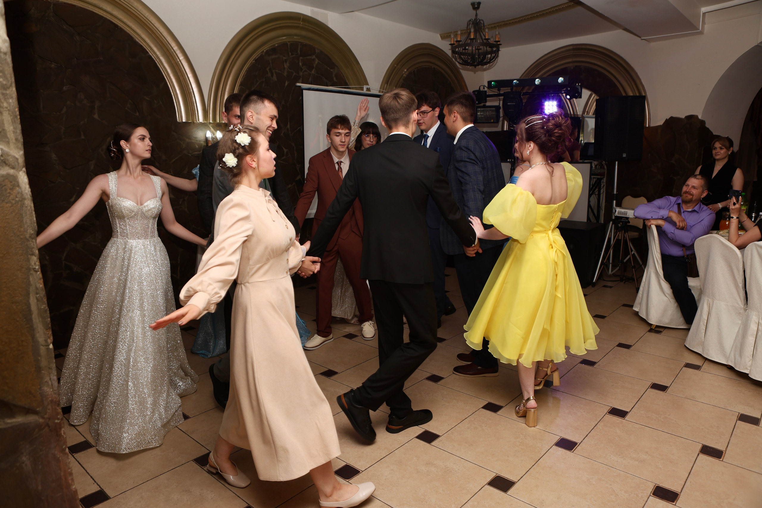 Школьный выпускной. Фотограф в Курске Смирнов Евгений