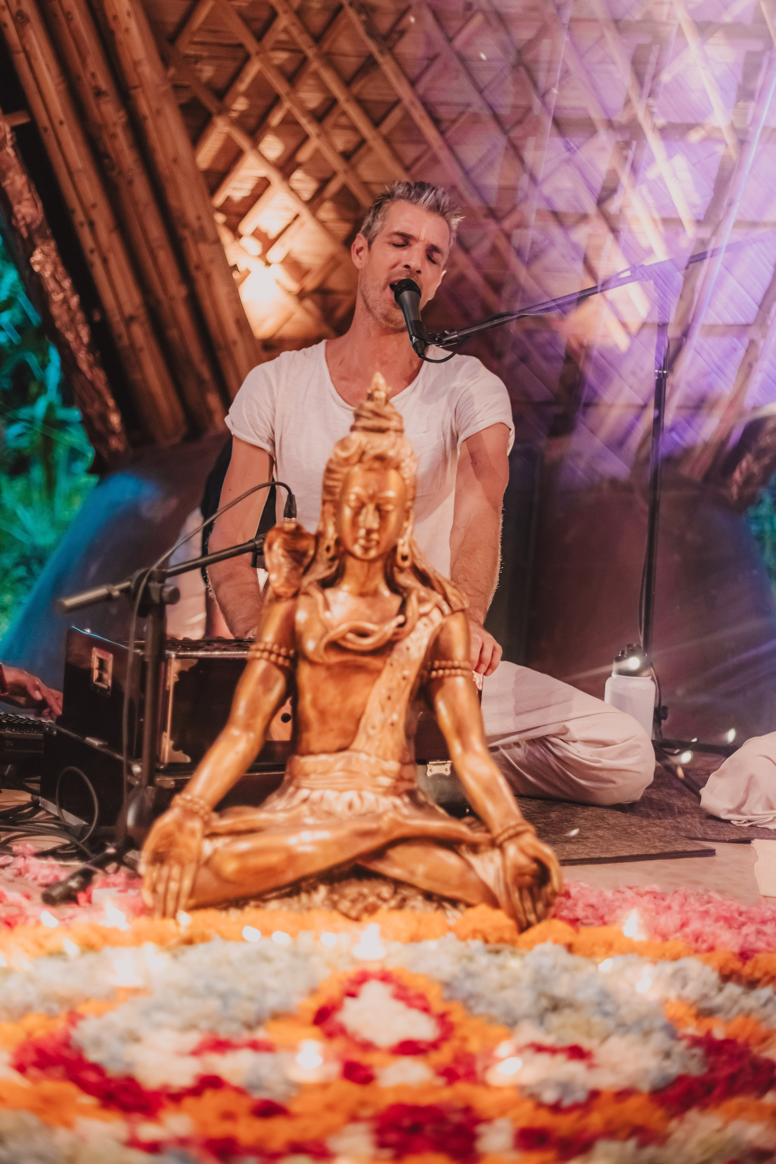Bhakti Bliss kirtan at Alchemy. Mariam Bagdasaryan