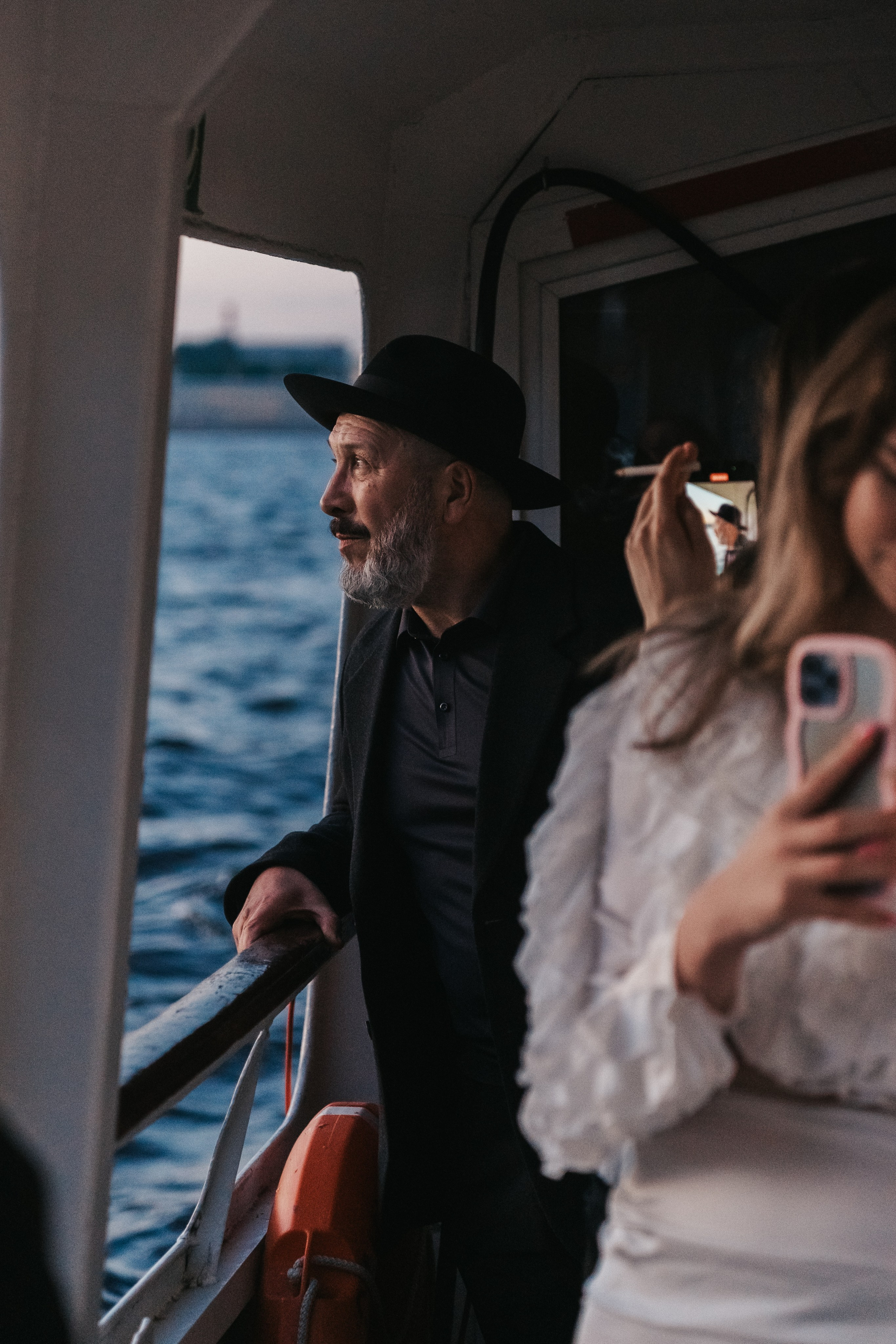 Прогулки на теплоходе. Фотограф Сергей Лукьяненко