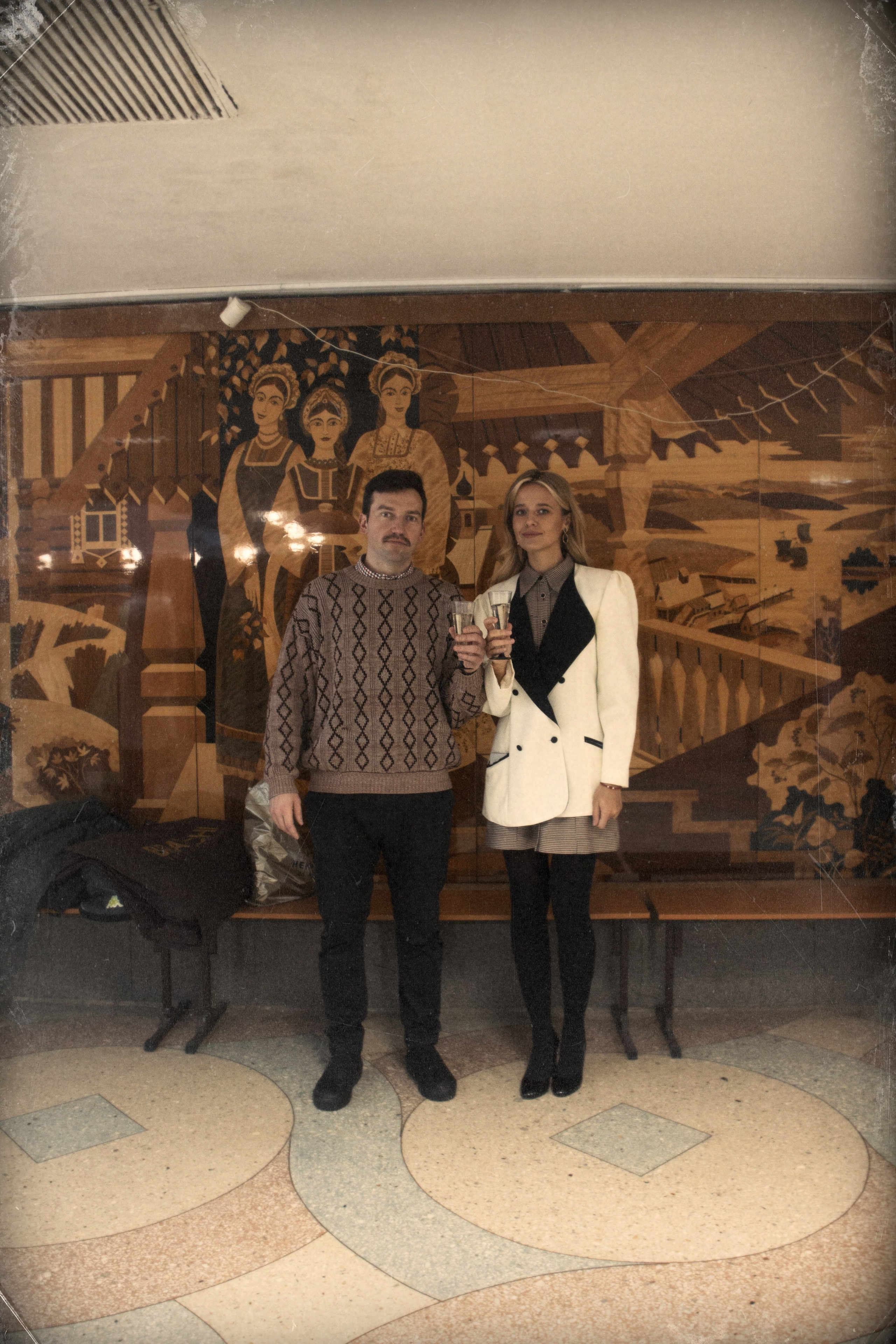 Гузель & Алексей свадьба в стиле 90х. Фотограф и видеограф в Омск/Москва Сащенко Лера