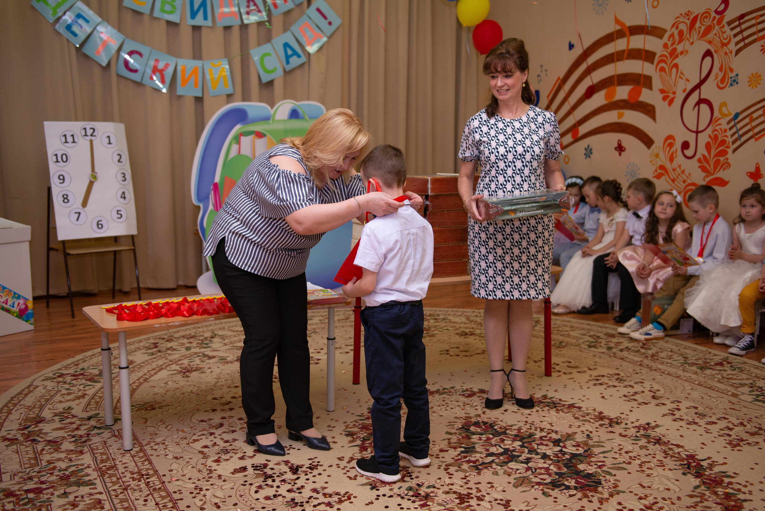 Выпускные школа и сад. Сайт фотографа Анны Беляевой