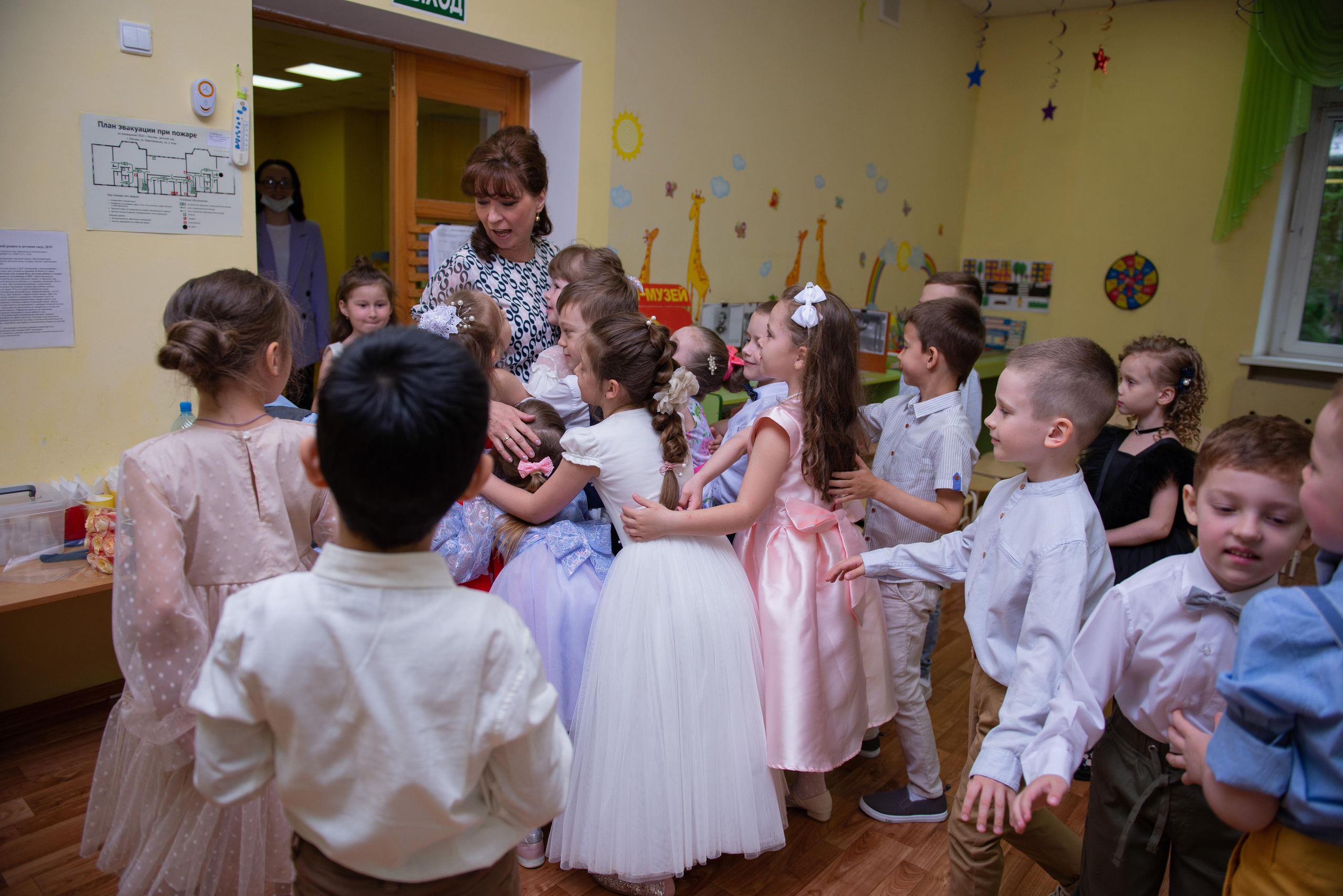 Выпускные школа и сад. Сайт фотографа Анны Беляевой