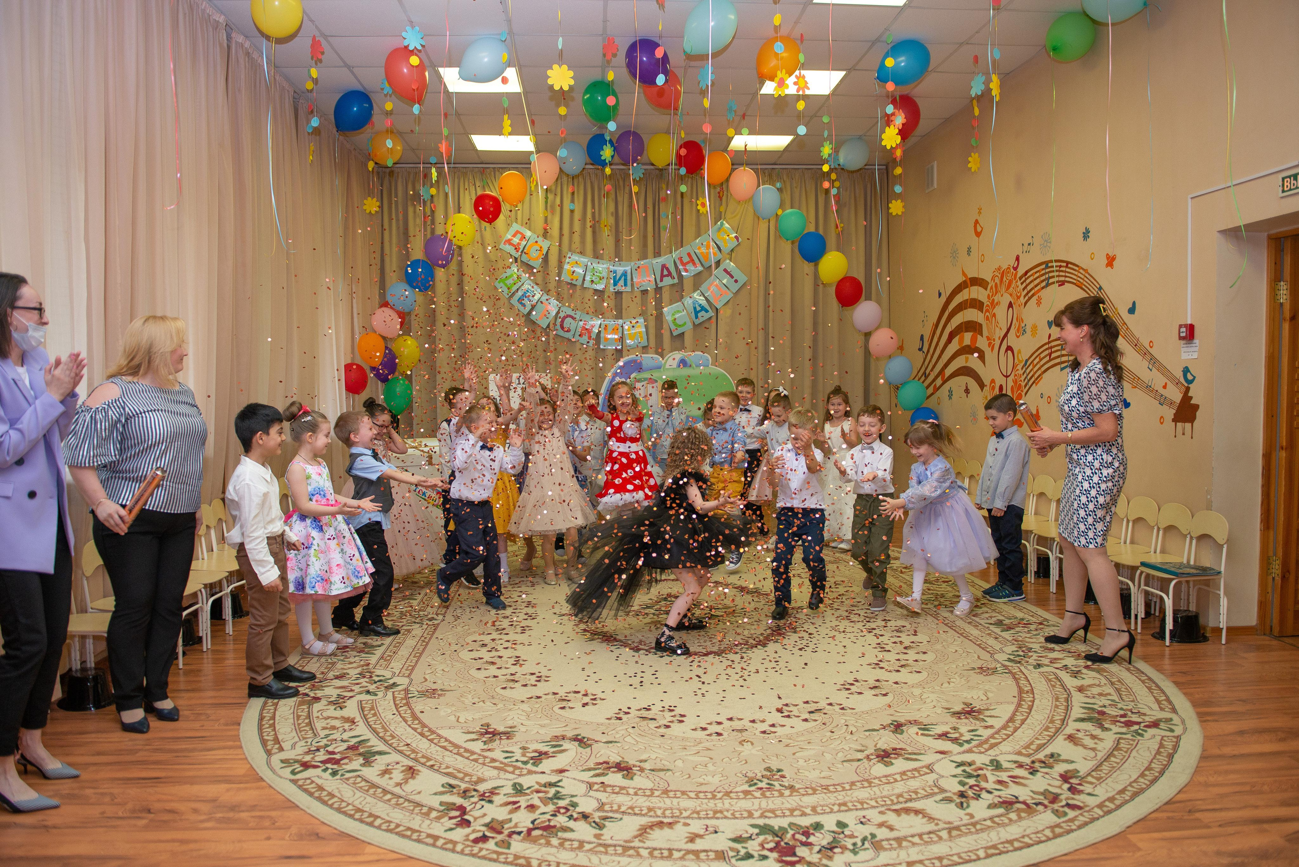 Выпускные школа и сад. Сайт фотографа Анны Беляевой