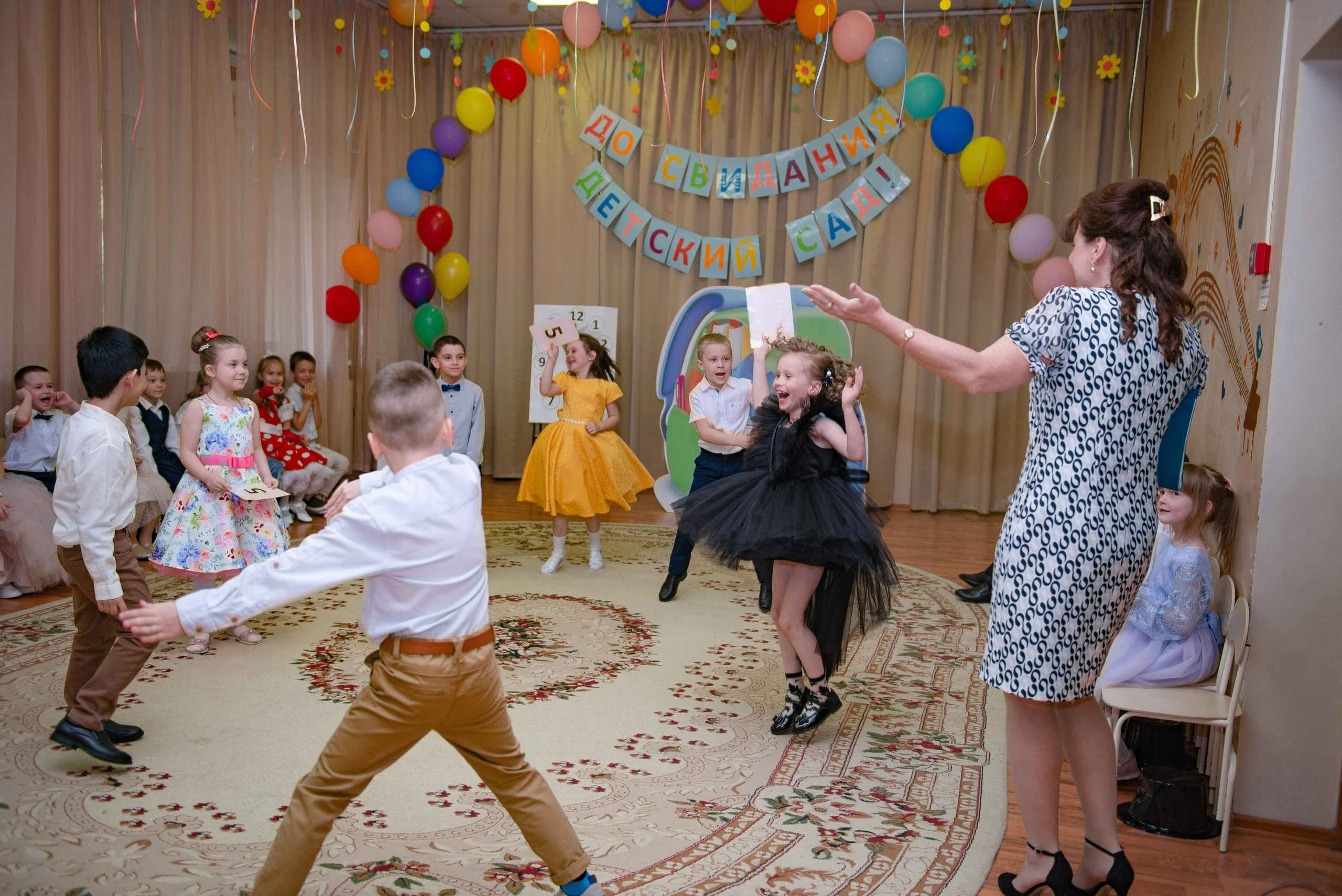 Выпускные школа и сад. Сайт фотографа Анны Беляевой