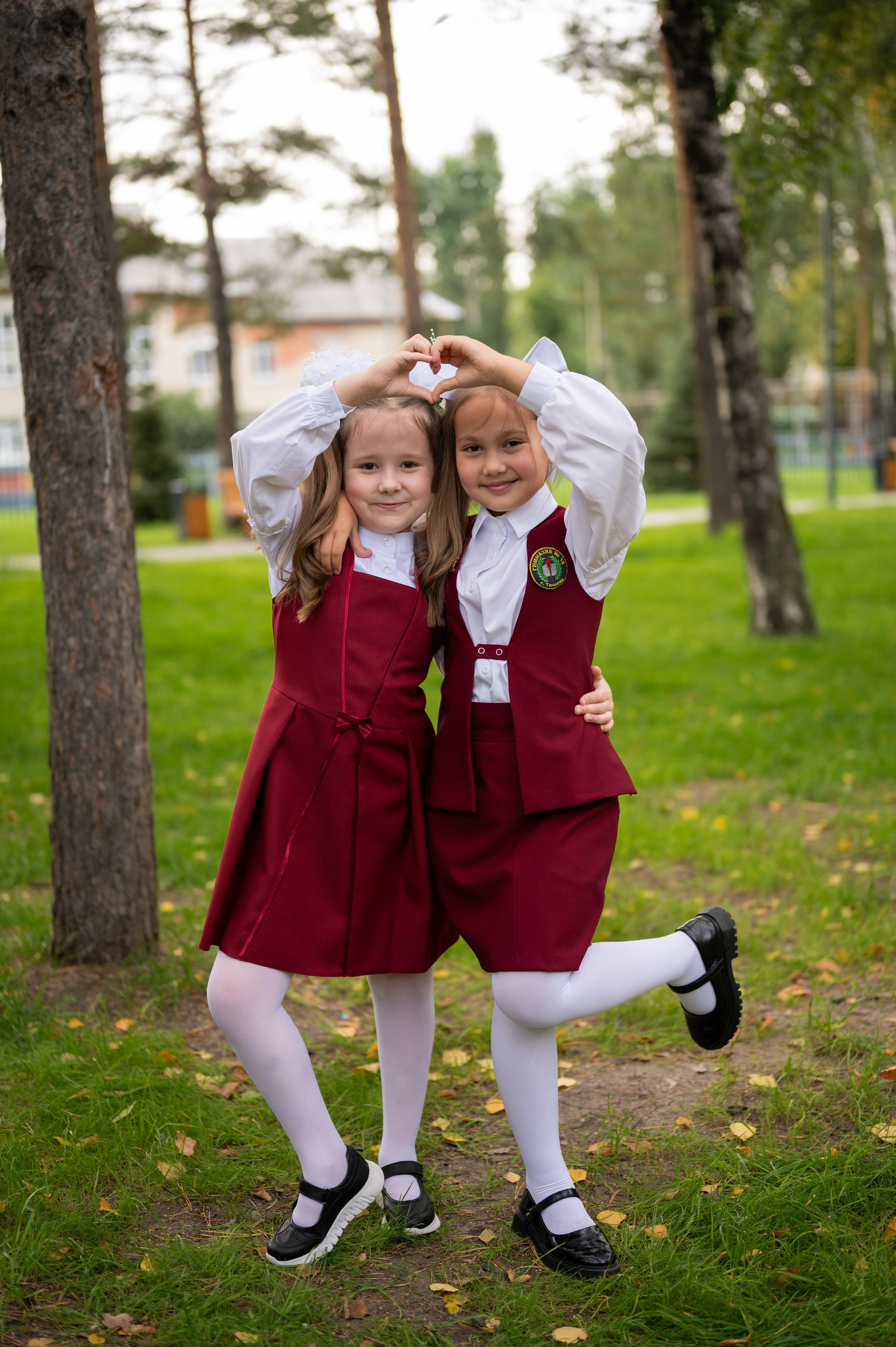 1 сентября 16 гимназия 2 класс (линейка + в классе+ на улице). Фотограф новорожденных, семейный детский в Тюмени Татьяна Морозова