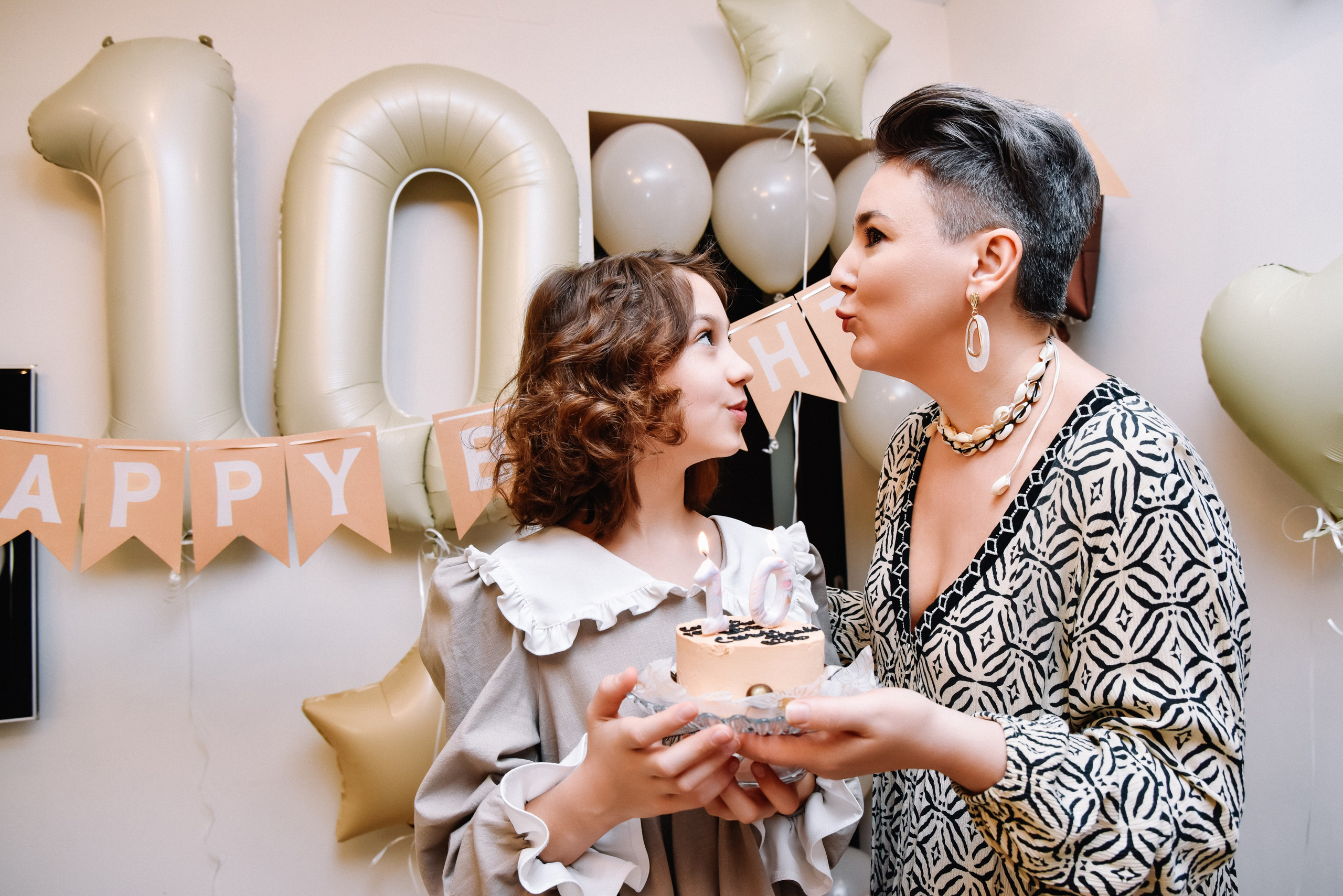 Полине 10 лет