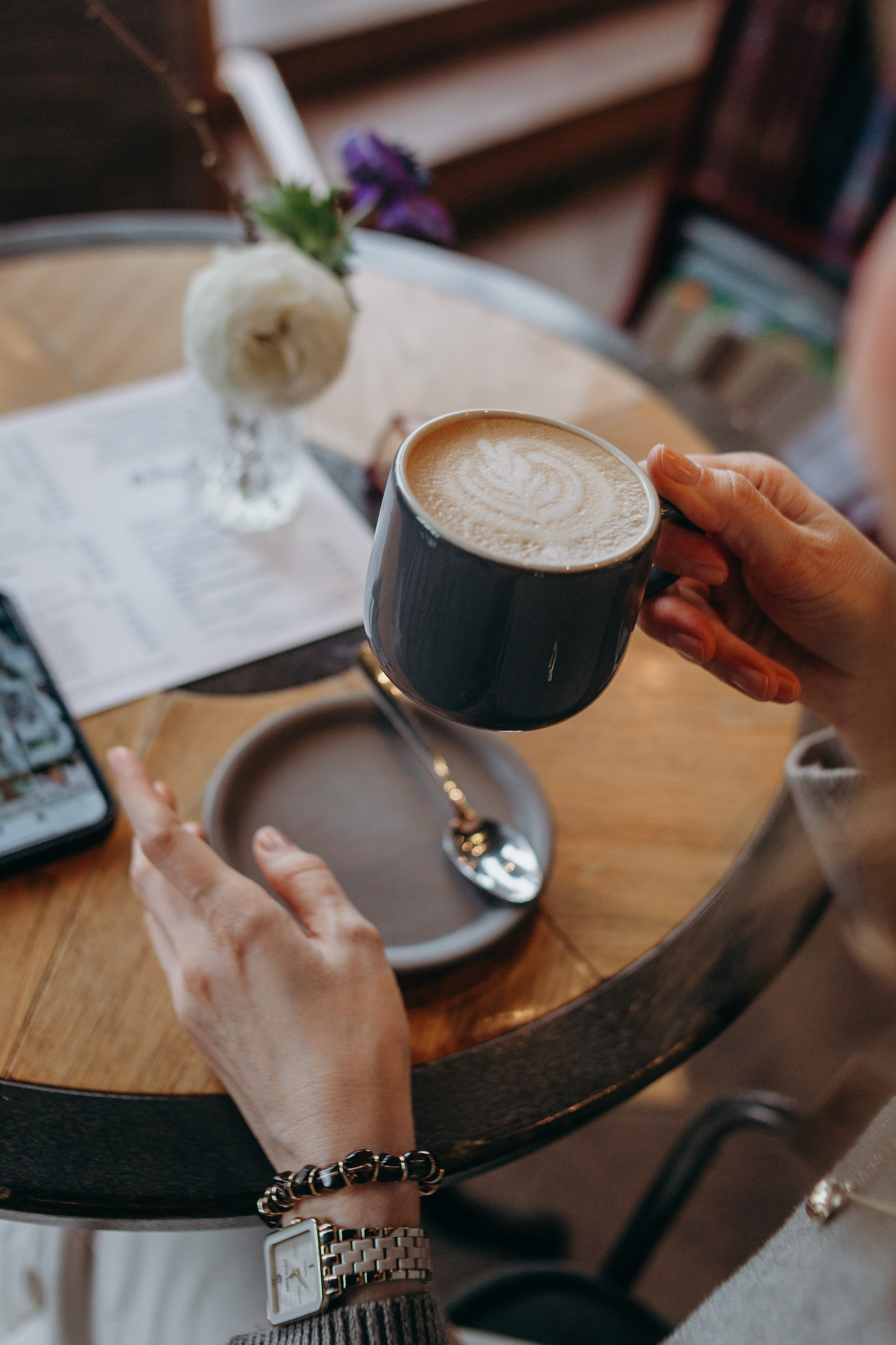 Имиджевая фотосессия для стилиста в Подписных изданиях. Семейный фотограф во Всеволожске и Санкт-Петербурге Юлия Капустина