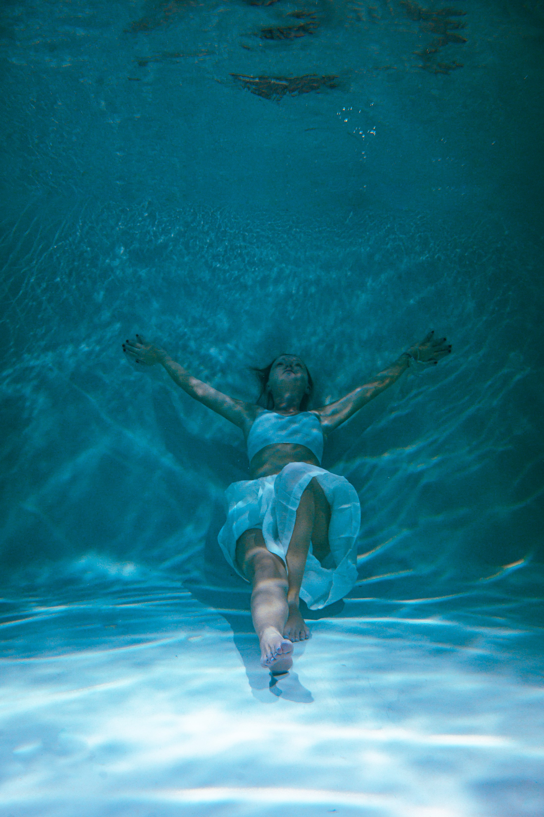 Екатерина под водой. Спортивный фотограф в Москве Фадеева Ирина. Соревнования, турниры, чемпионаты по танцам. отчетные концерты, съемка под водой