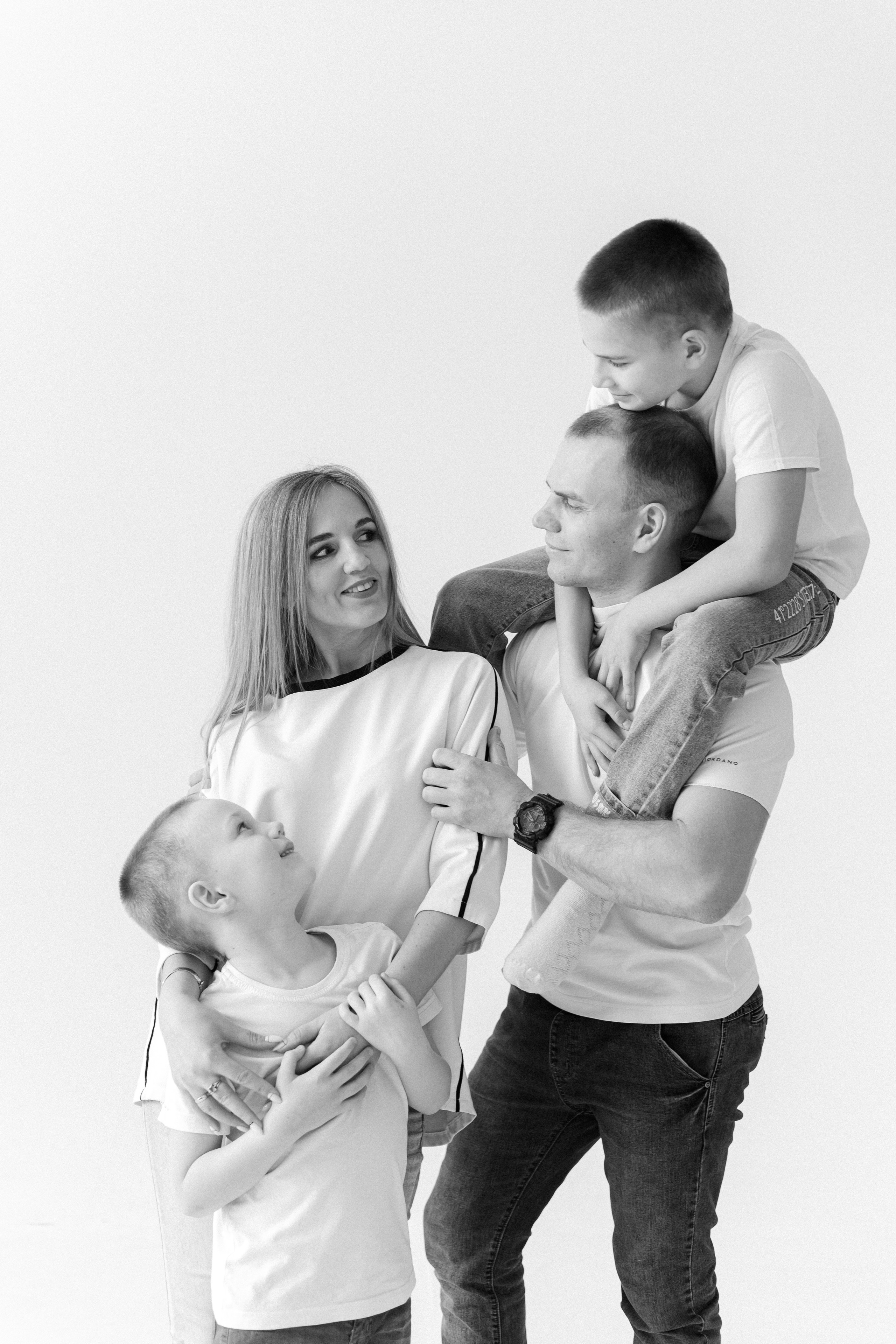 СЕМЕЙНЫЕ. Фотограф в г. Благовещенск, свадебные, семейные и индивидуальные