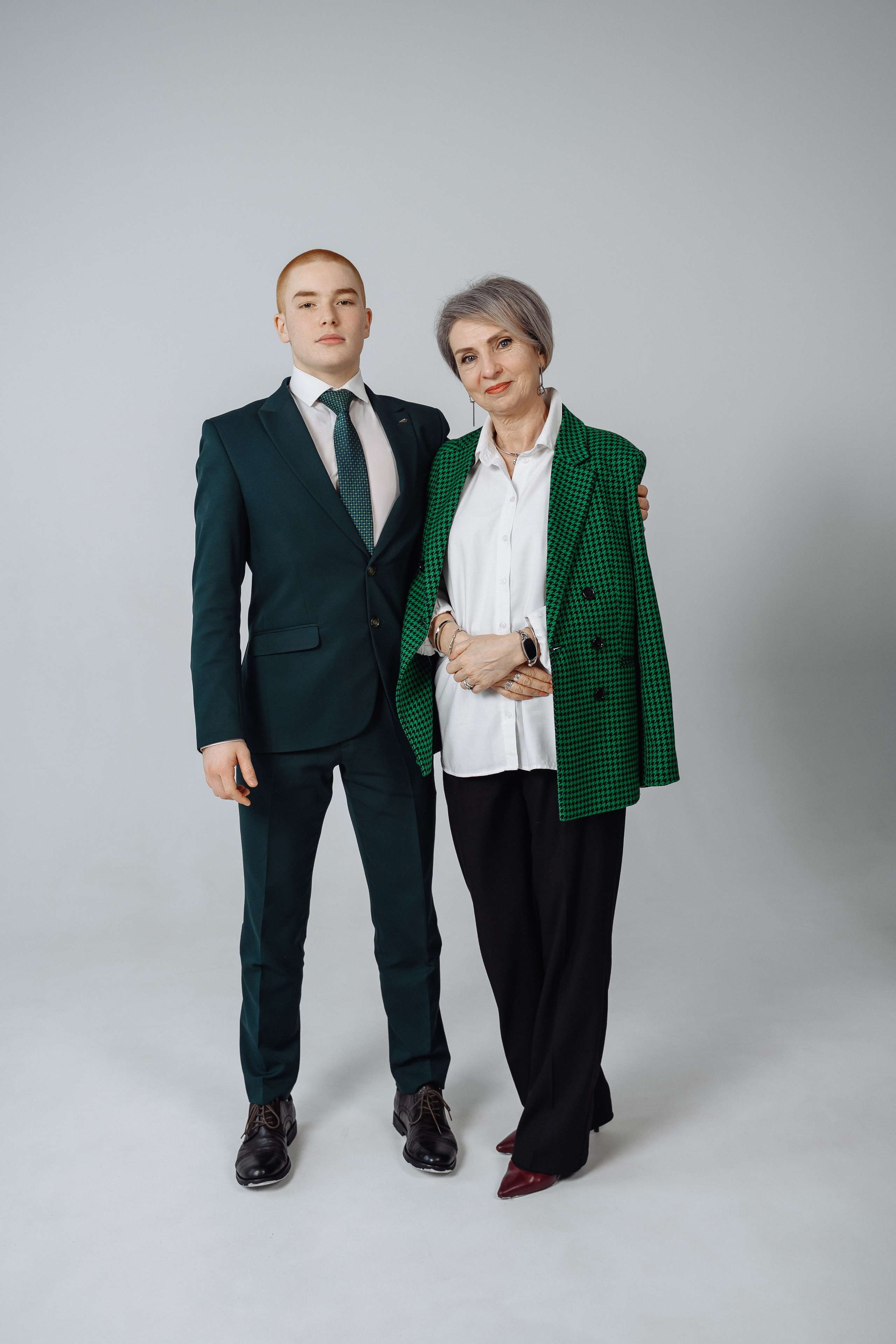 ВЫПУСКНИКИ 11 КЛАСС. МАРГАРИТА КУДРЯШОВА СВАДЕБНЫЙ И СЕМЕЙНЫЙ ФОТОГРАФ ТВЕРЬ МОСКВА