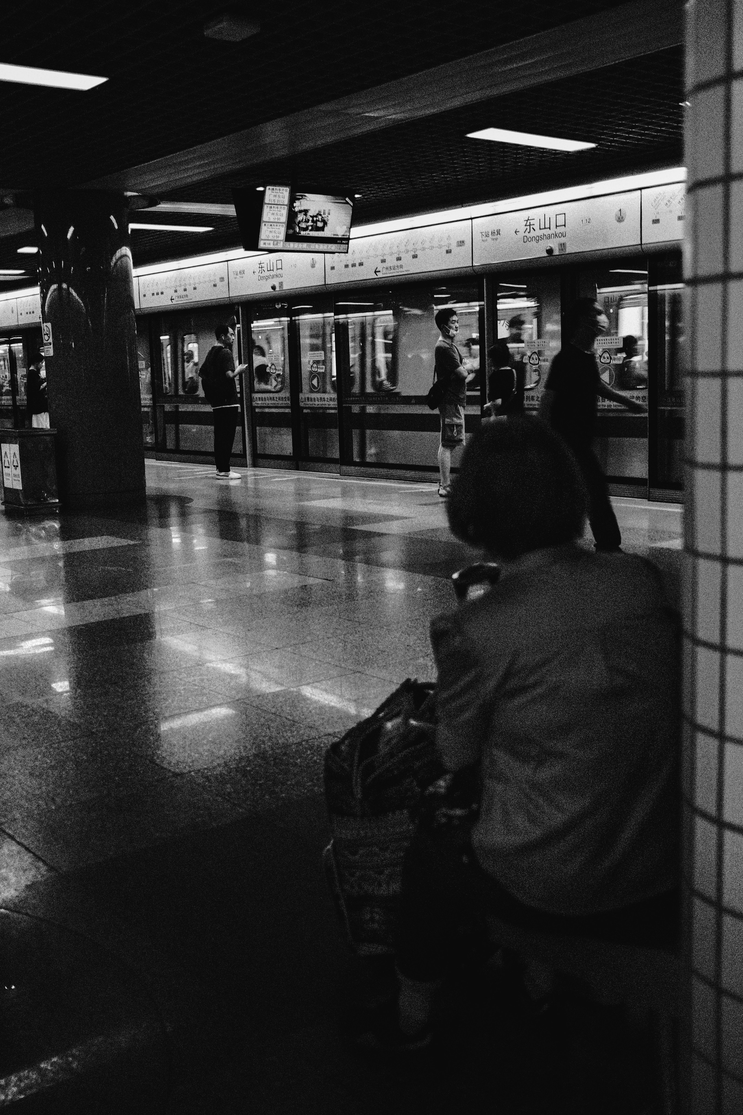 Guangzhou Subway. Фотограф В Гуанчжоу и Шэньчжэнь Андрей Лопатин