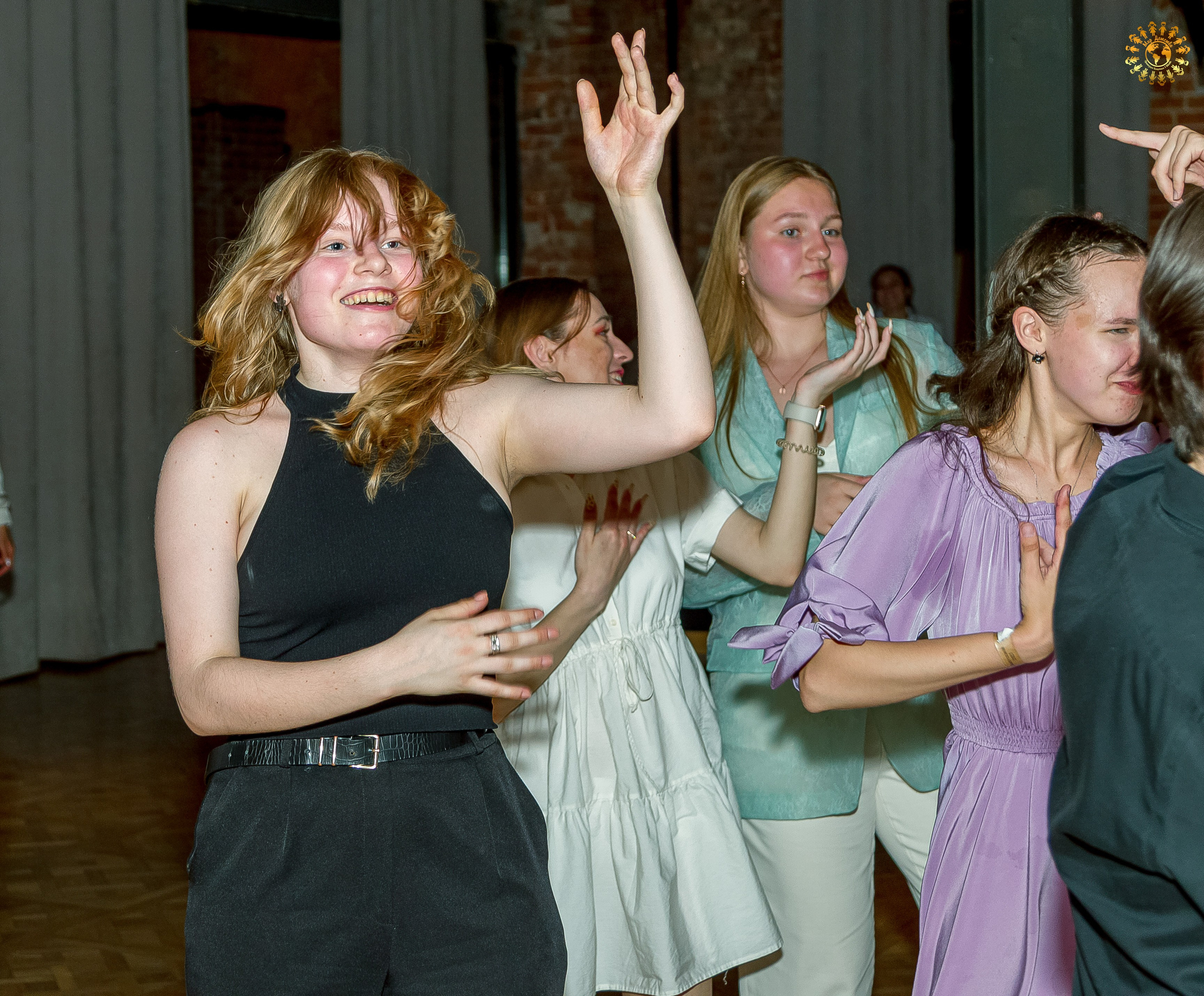 Выпускной 2023 (11-е классы) клуб «Джаггер», Москва. Репортажная съемка в Москве и области. Анималистика