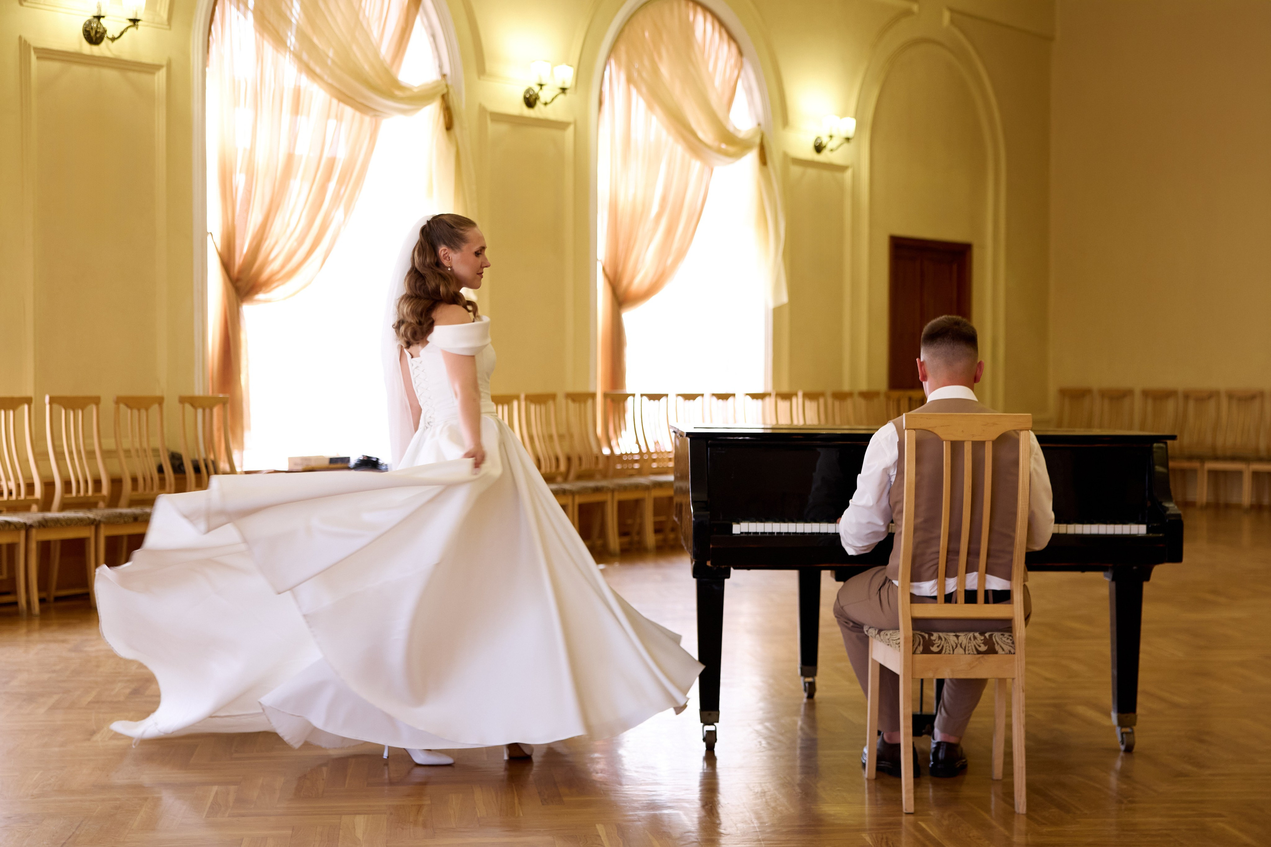 Михаил и Яна 2025