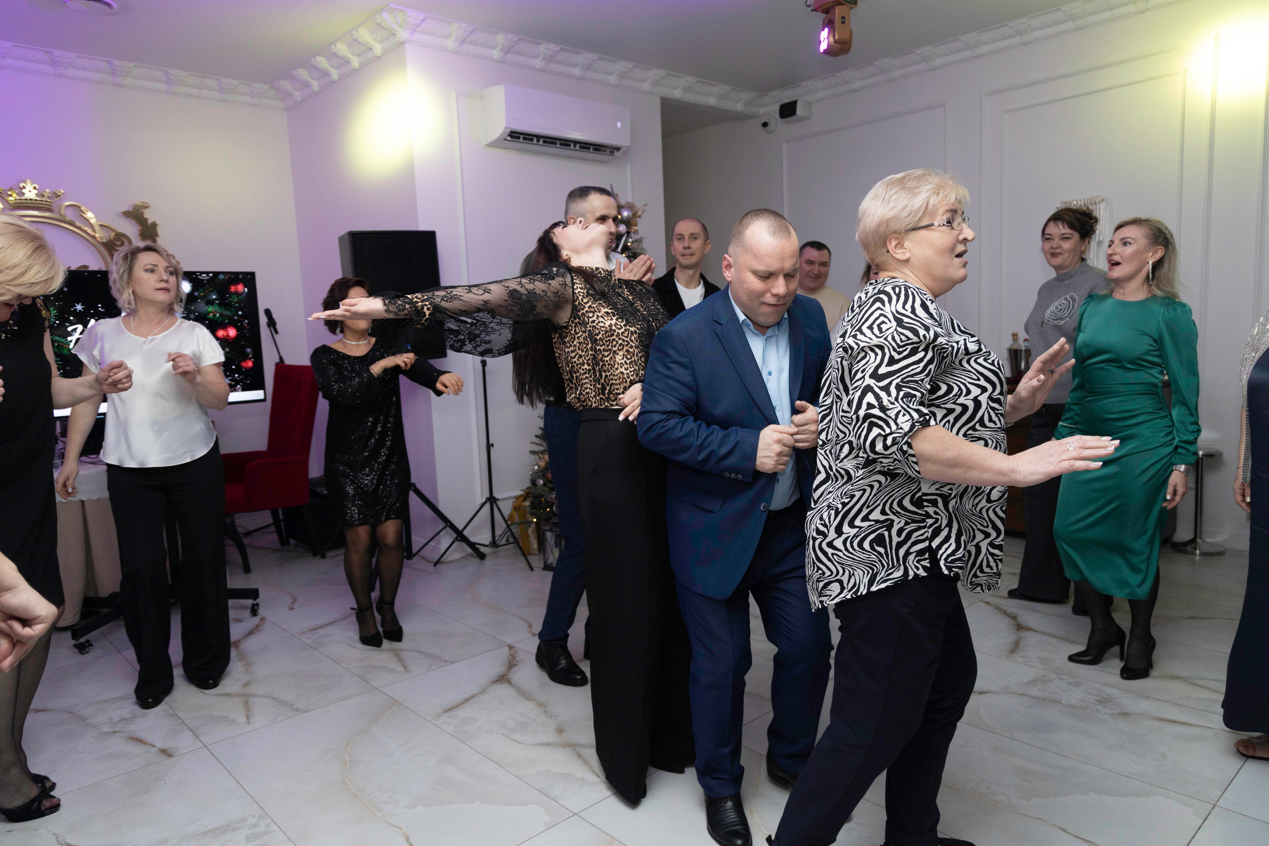 Корпоратив Ресторан «Менуа». Фотограф Olya Posnimay