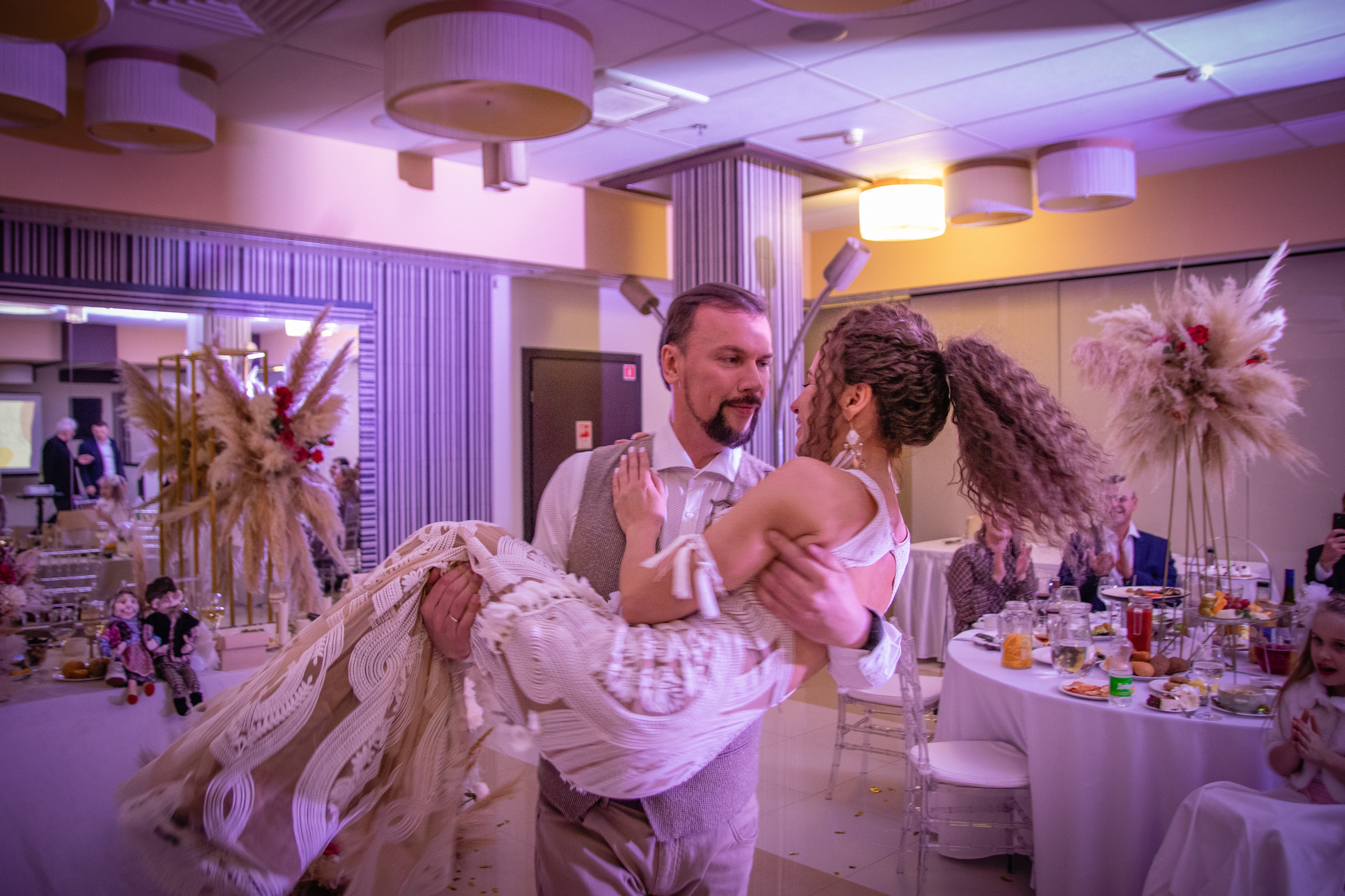 Ксюша и Евгений Москва измайлово отель Вегас. Фотограф и видеограф в Крыму и Севастополе