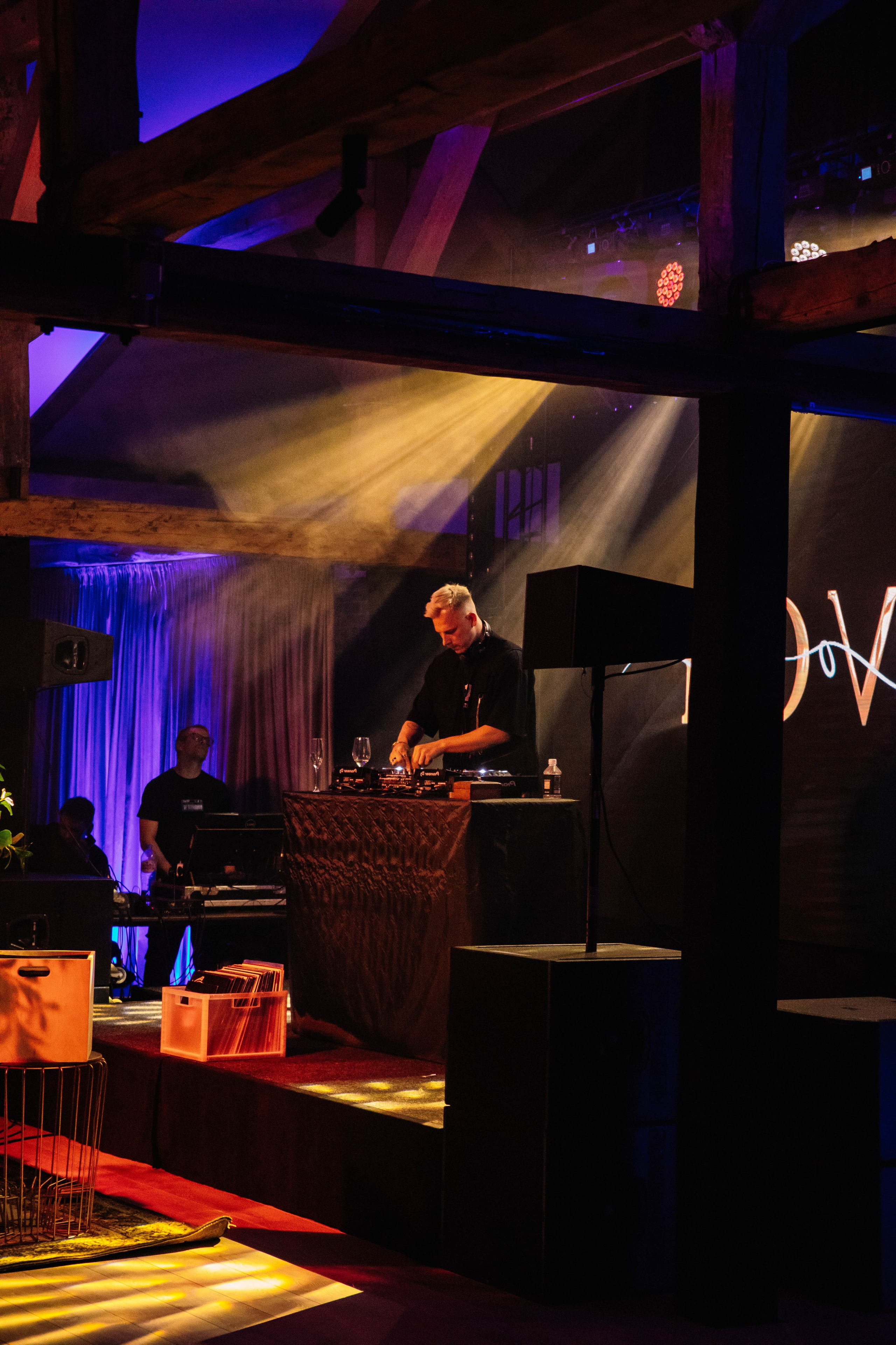 Вечеринка «Для своих» в Svoy Loft. Фотограф в Москве Яна Полосина