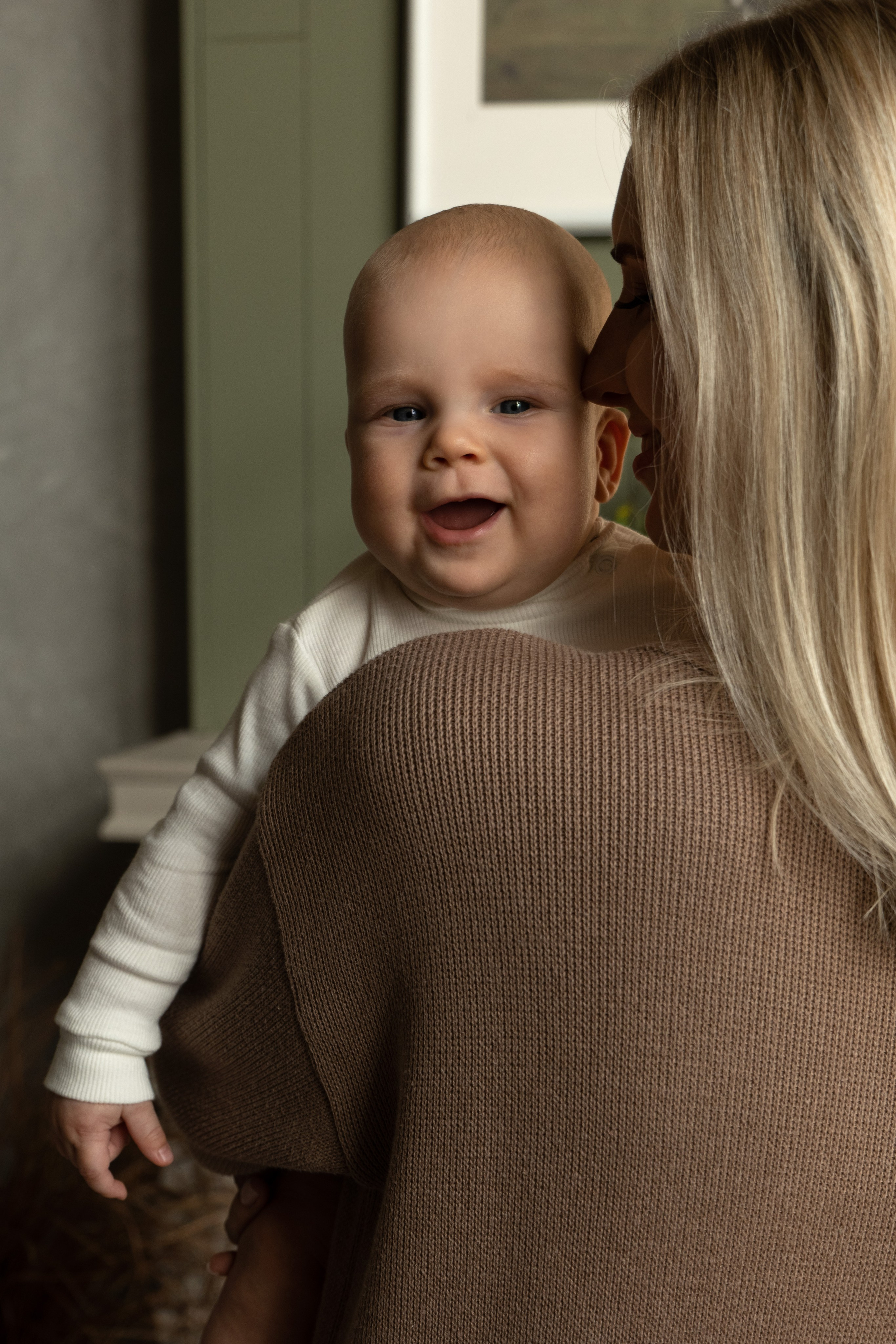 Студийная семейная фотосессия. Фотограф видеограф Ольга Василевская