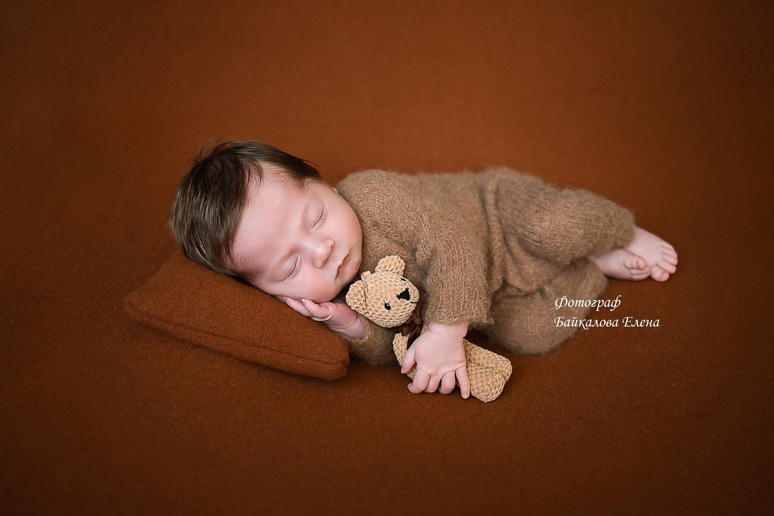 Фотосессия новорожденного. Фотограф новорожденных в Новосибирске