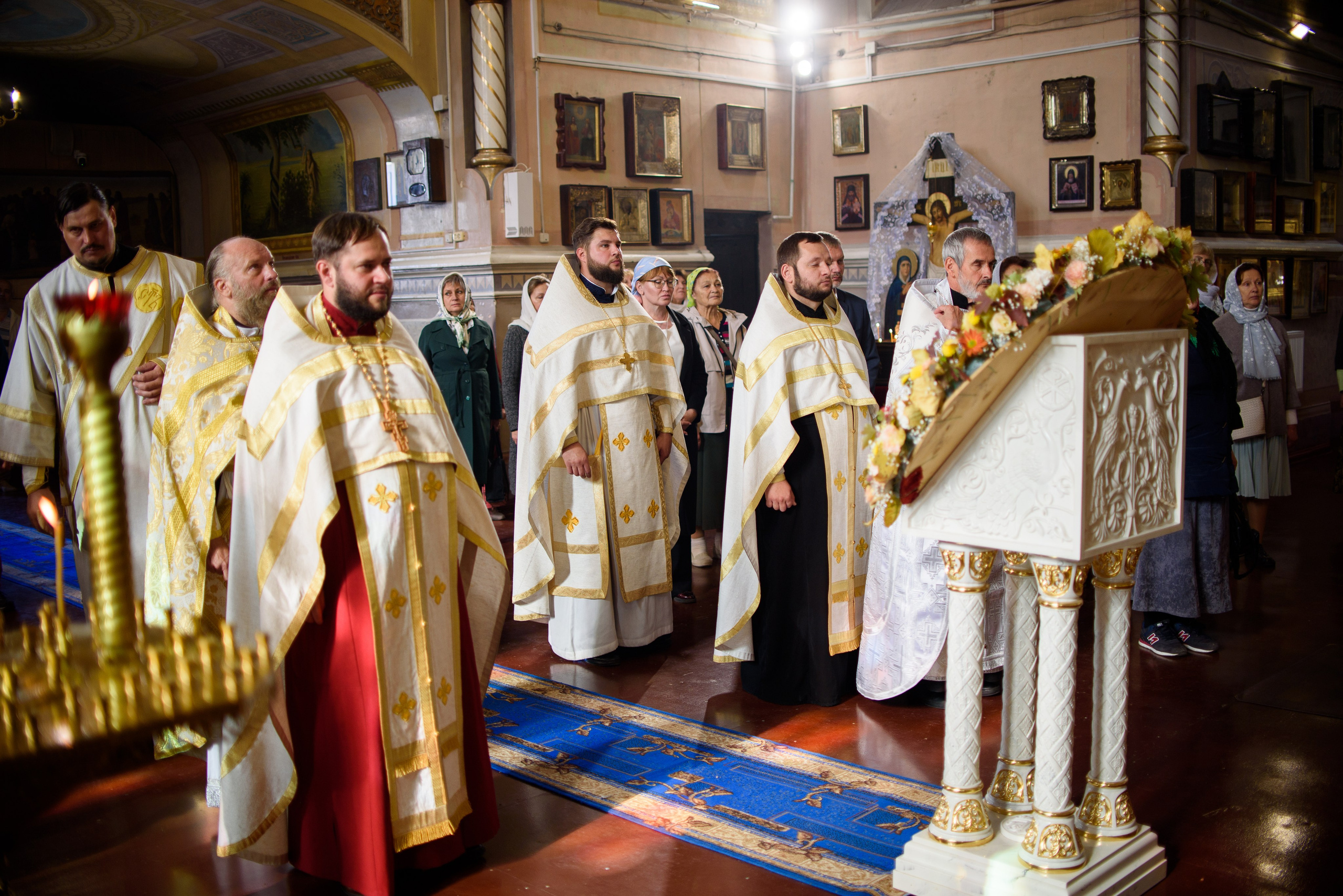 Воскресная литургия 29.10.2023. Семейный и свадебный фотограф в Феодосии и Коктебеле