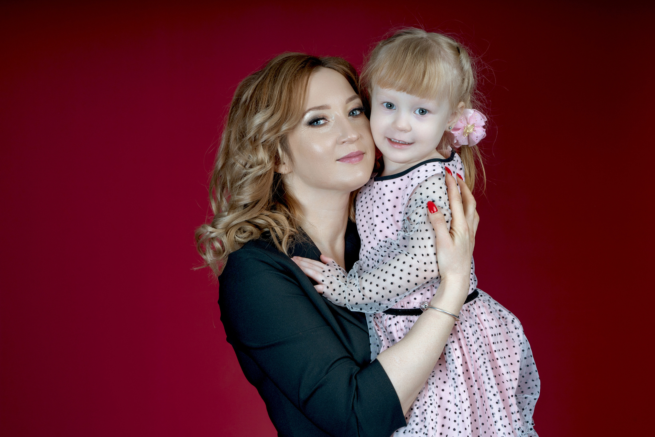 Фотосессии на фоне. Профессиональный фотограф в г. Бузулук