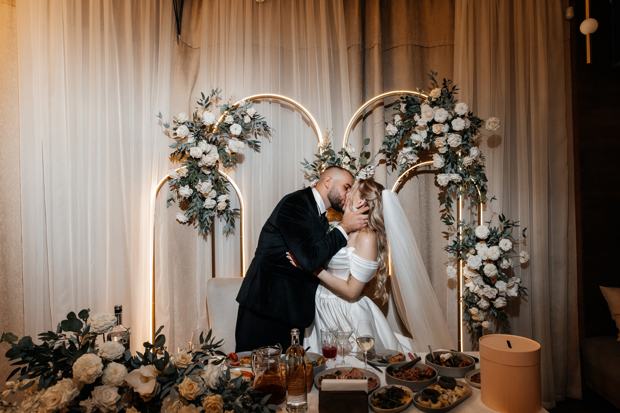 Вячеслав и Виктория| Южное бутово| Малый зал. Фотограф Москва Шептаев Артём