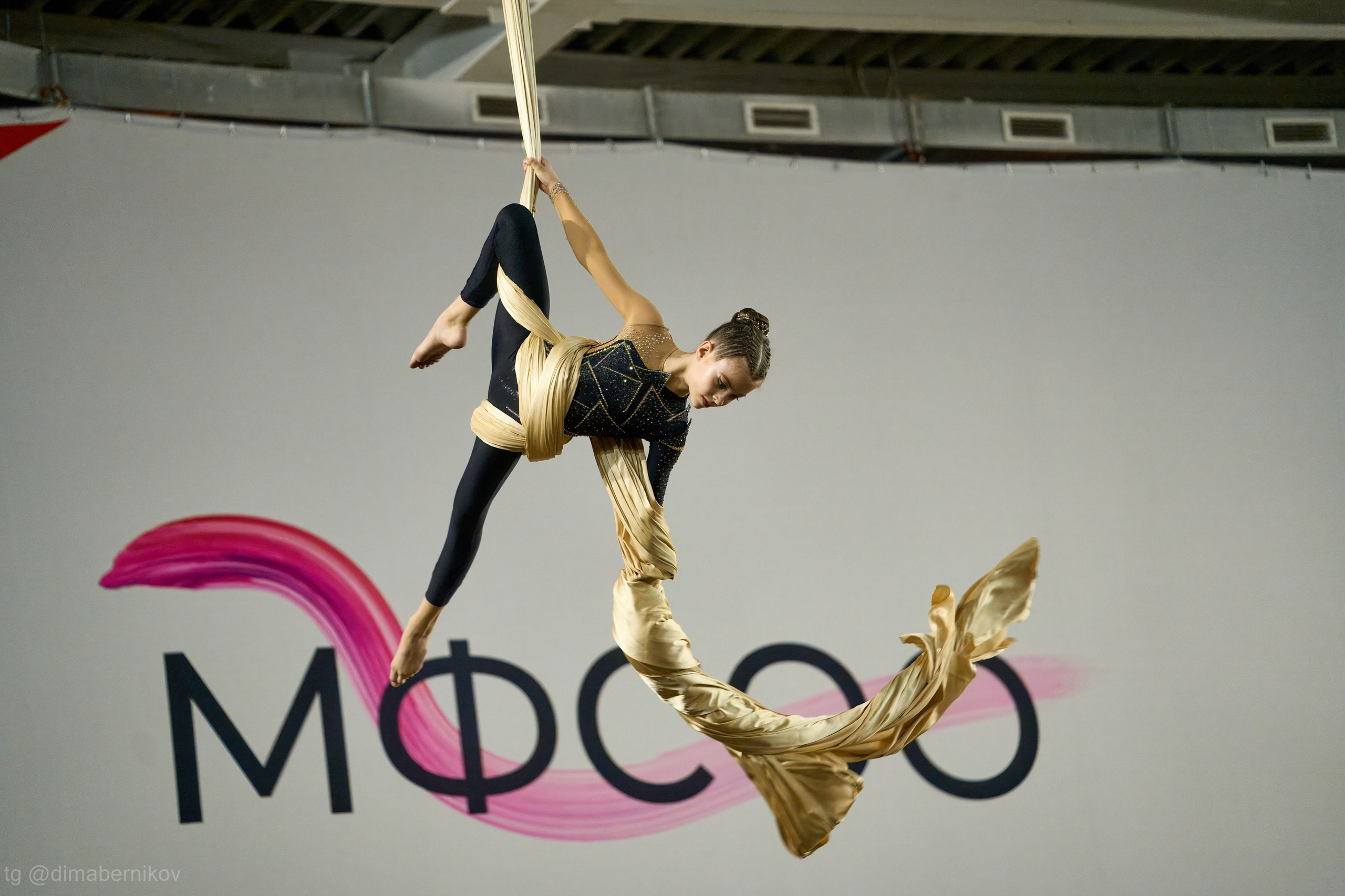 Воздушная гимнастика. Лучший фотограф без диплома Дима Берников