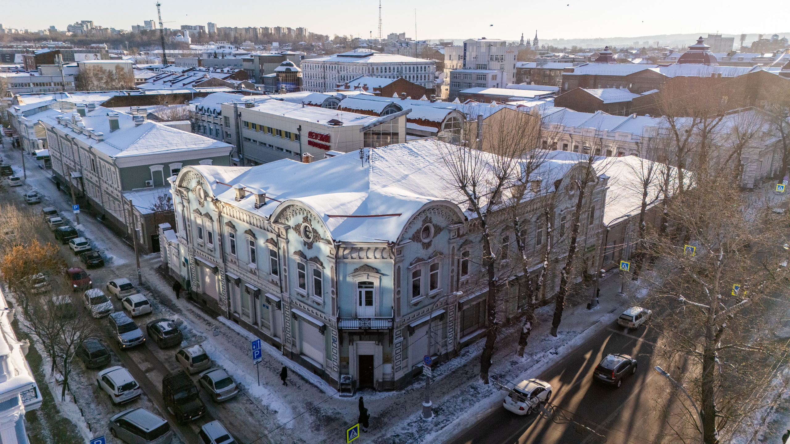 Архитектура города. Фотограф, видеограф и пилот дрона на Байкале