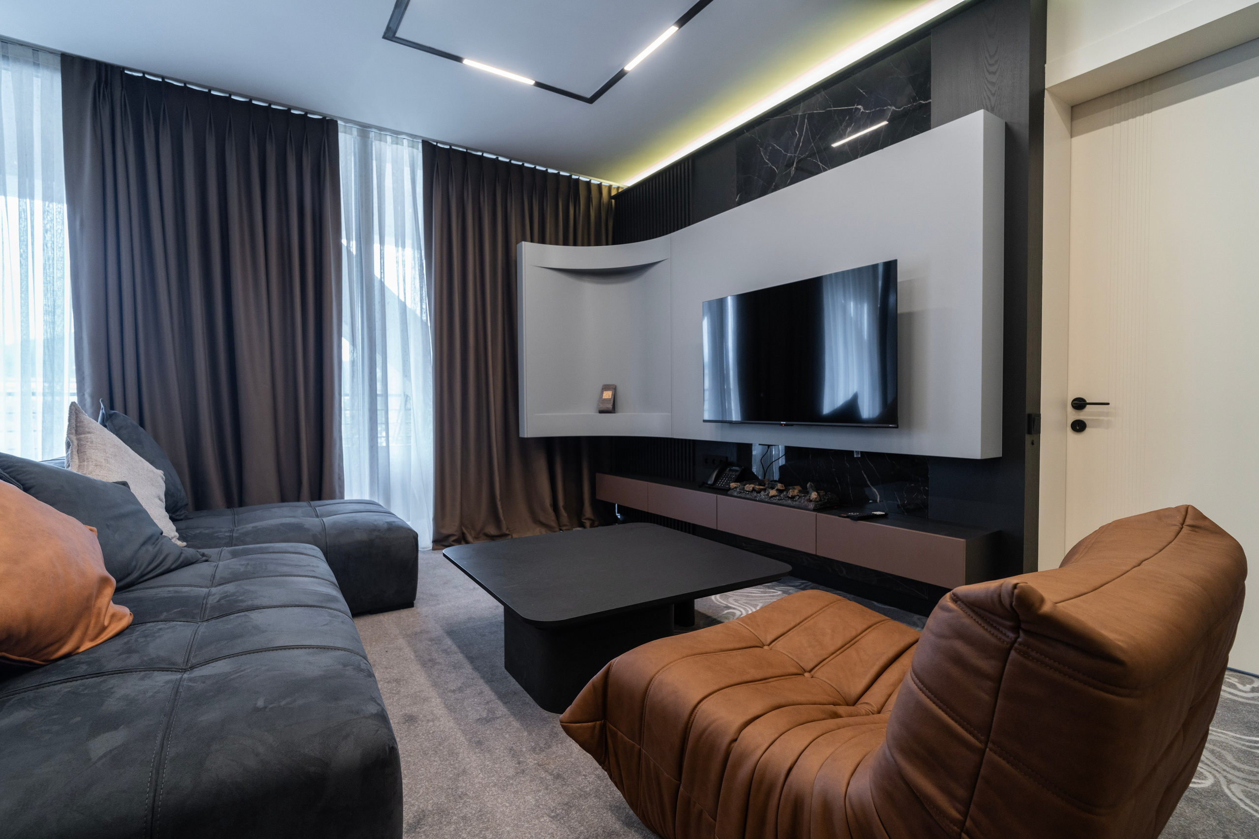 Riviera. Главная