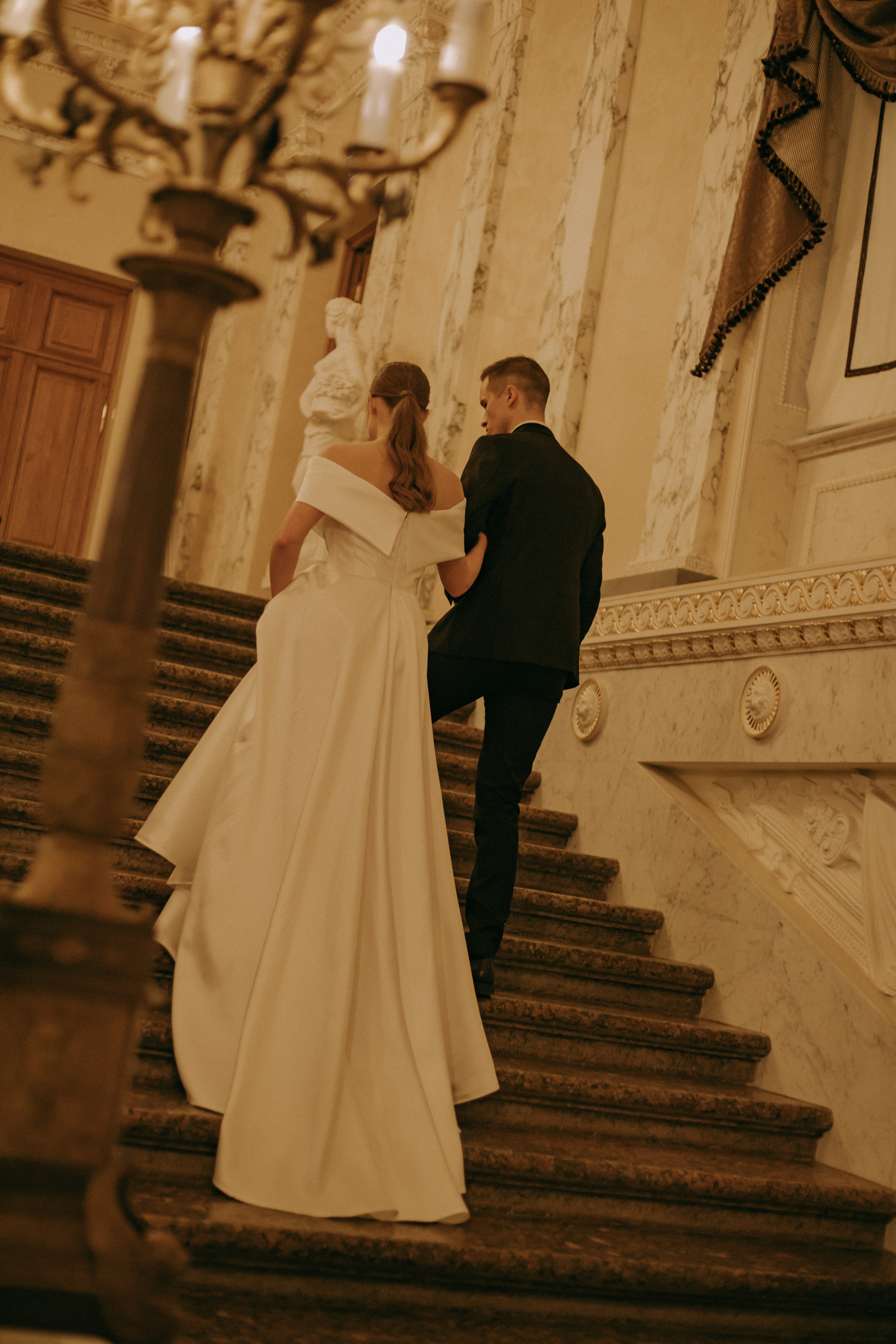 Роман и Валерия. Главная