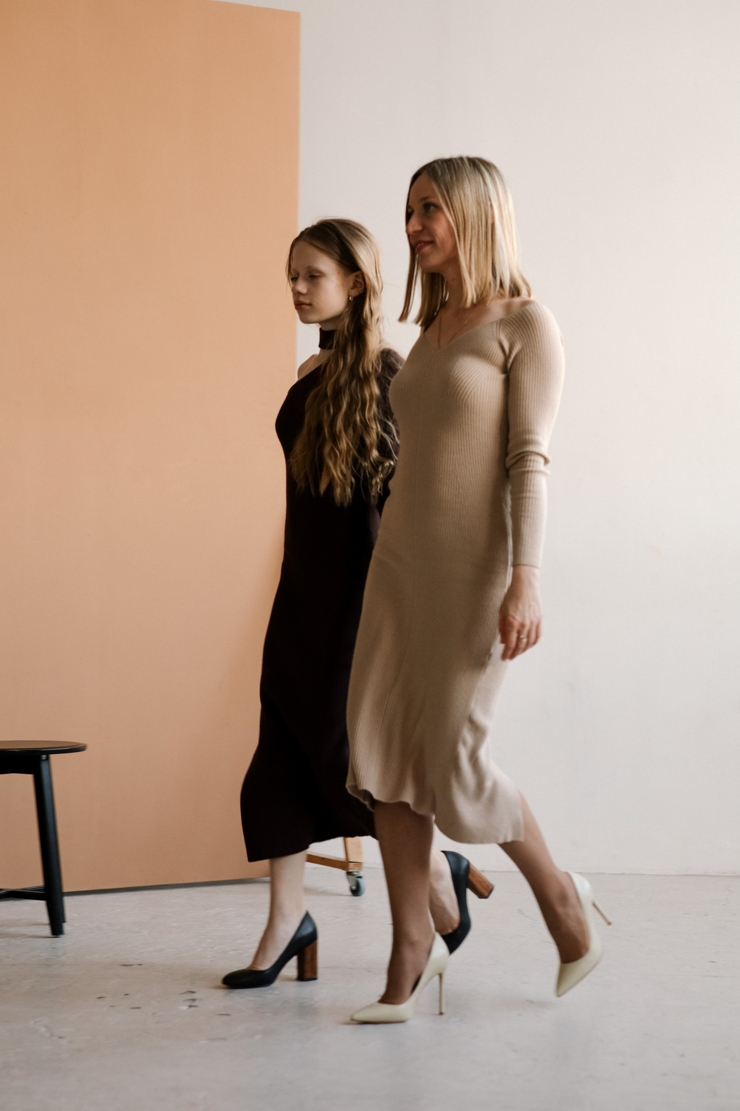 Света и Маша. Алёна Стерхова — Предметный и портретный фотограф. Ижевск