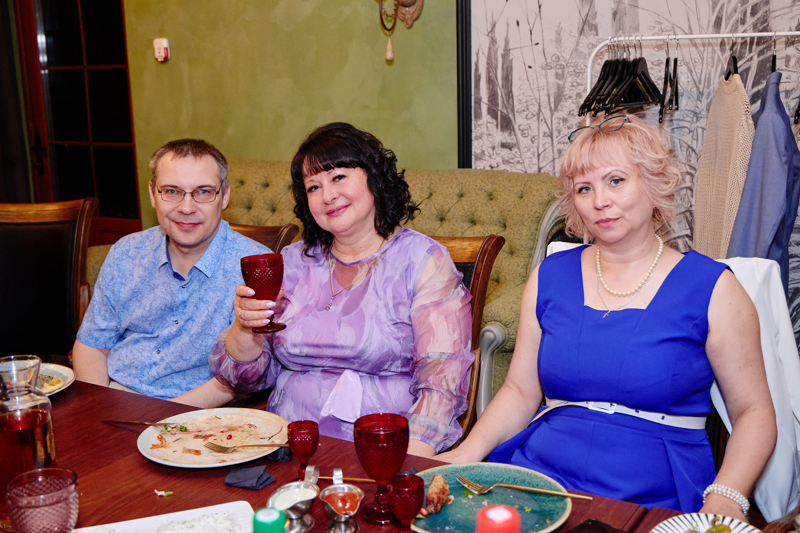 Выпускной 35 Сош. Фотограф Выпускные альбомы Таганрог Сергей Коробченко