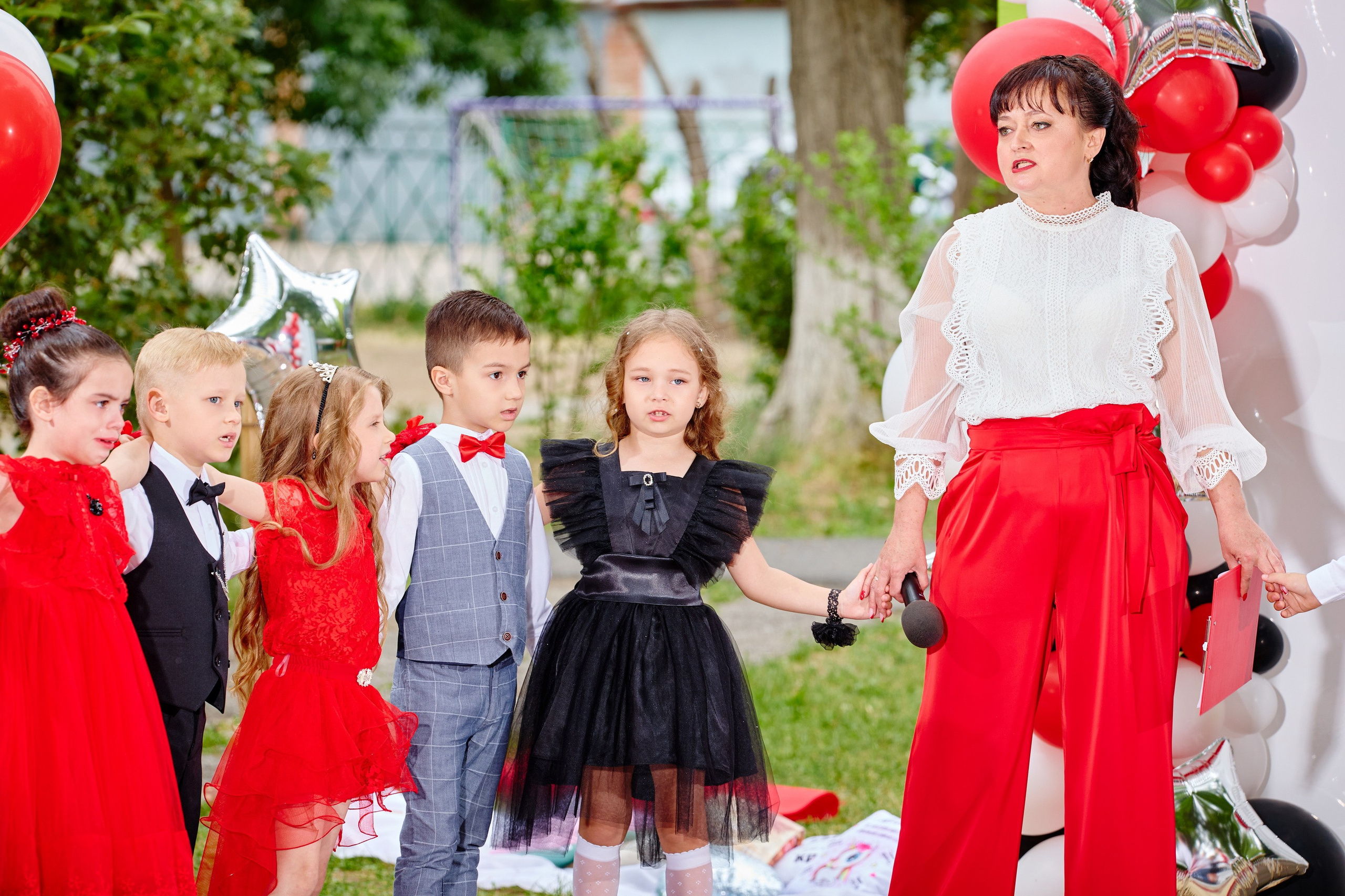 Выпускной 45 сад. Фотограф Выпускные альбомы Таганрог Сергей Коробченко