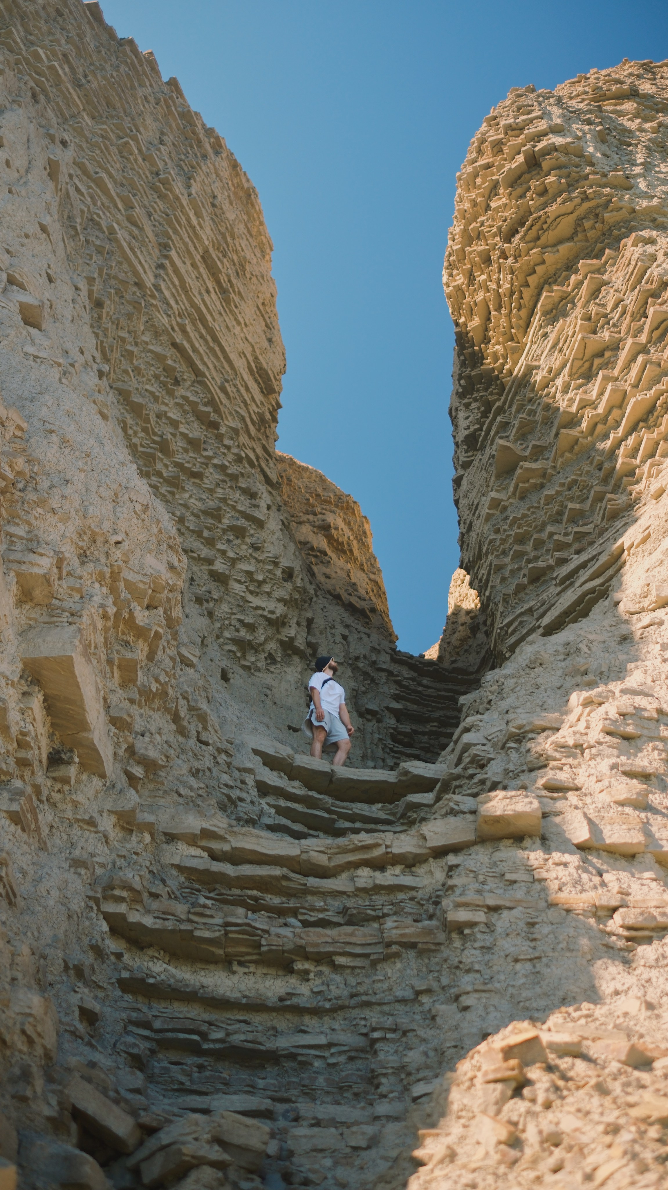 Хочу в Новый Свет. Гид и фотограф в Крыму Сергей Соколов