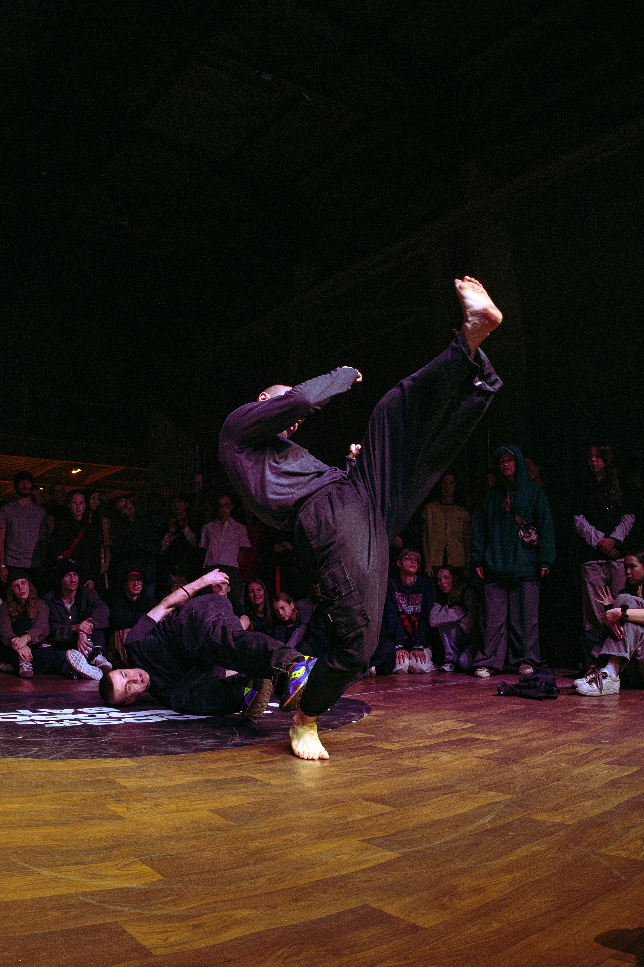LORDS OF THE UNDERGROUND 27/10/25 (@youlovebu). Соня бу тебя сфоткала