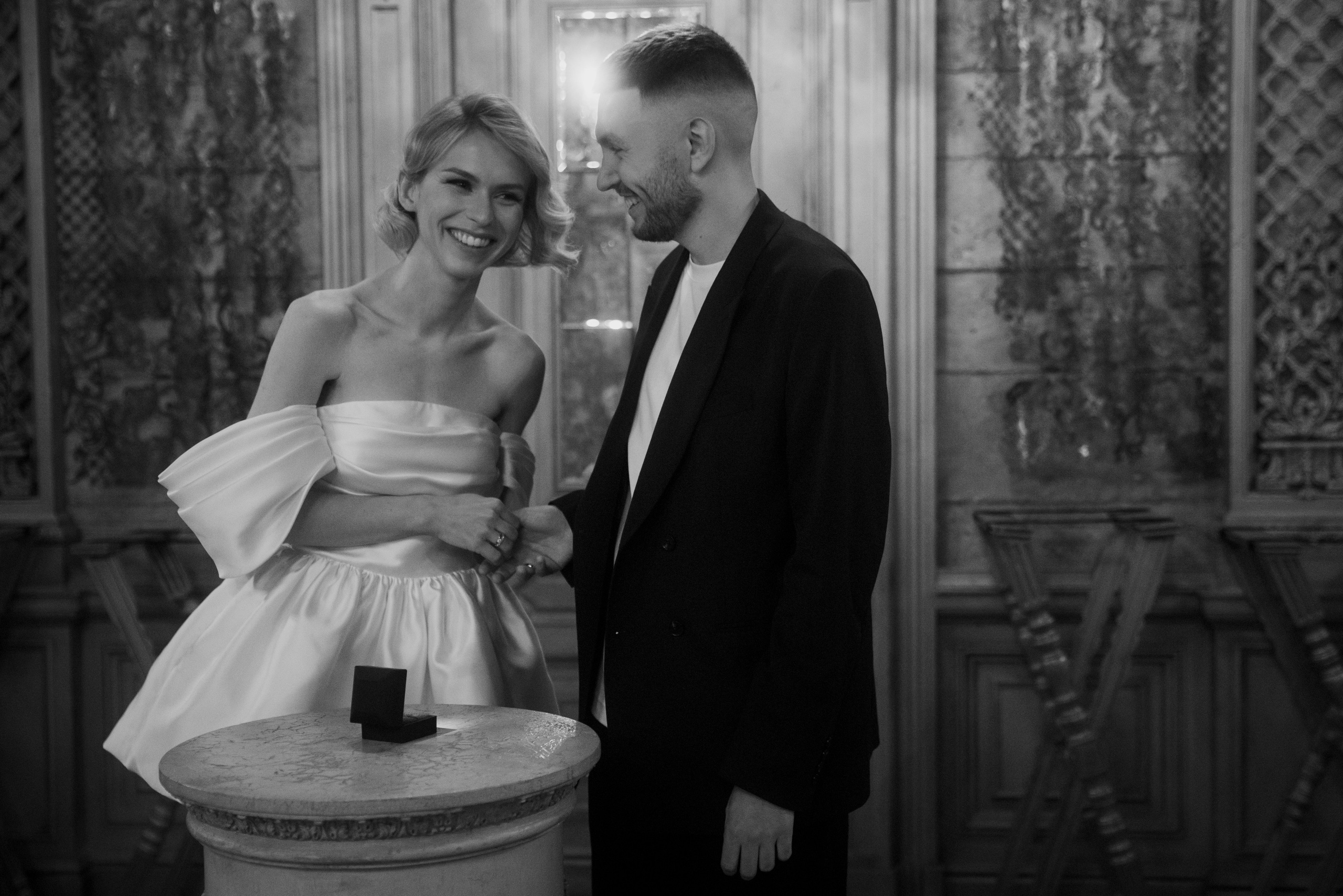 Анна и Никита, роспись и прогулка в Москве. Фотограф в Москве Екатерина Черненко