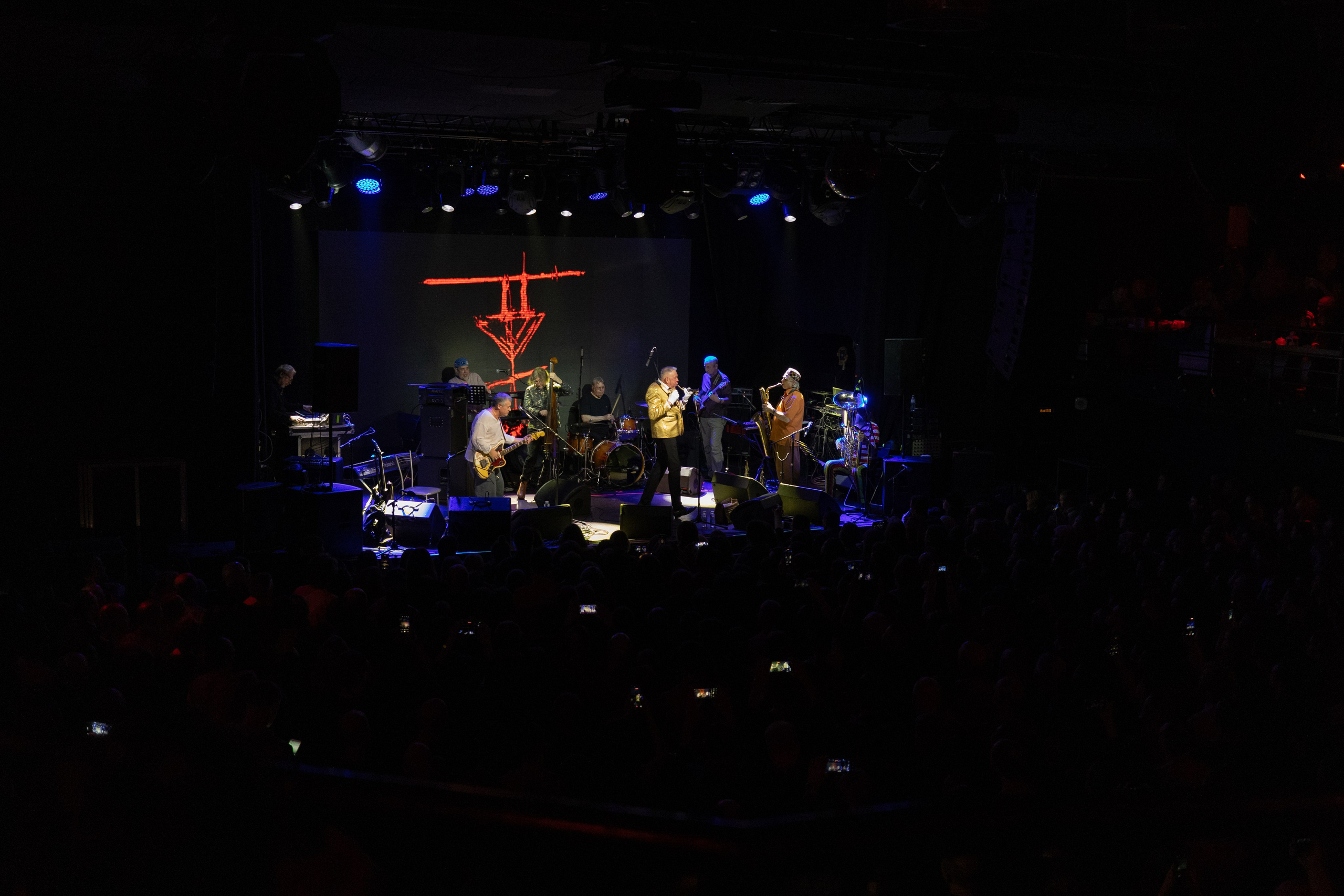 АукцЫон 27.02.2026. Портретный фотограф в Санкт-Петербурге Вадим Корнеев