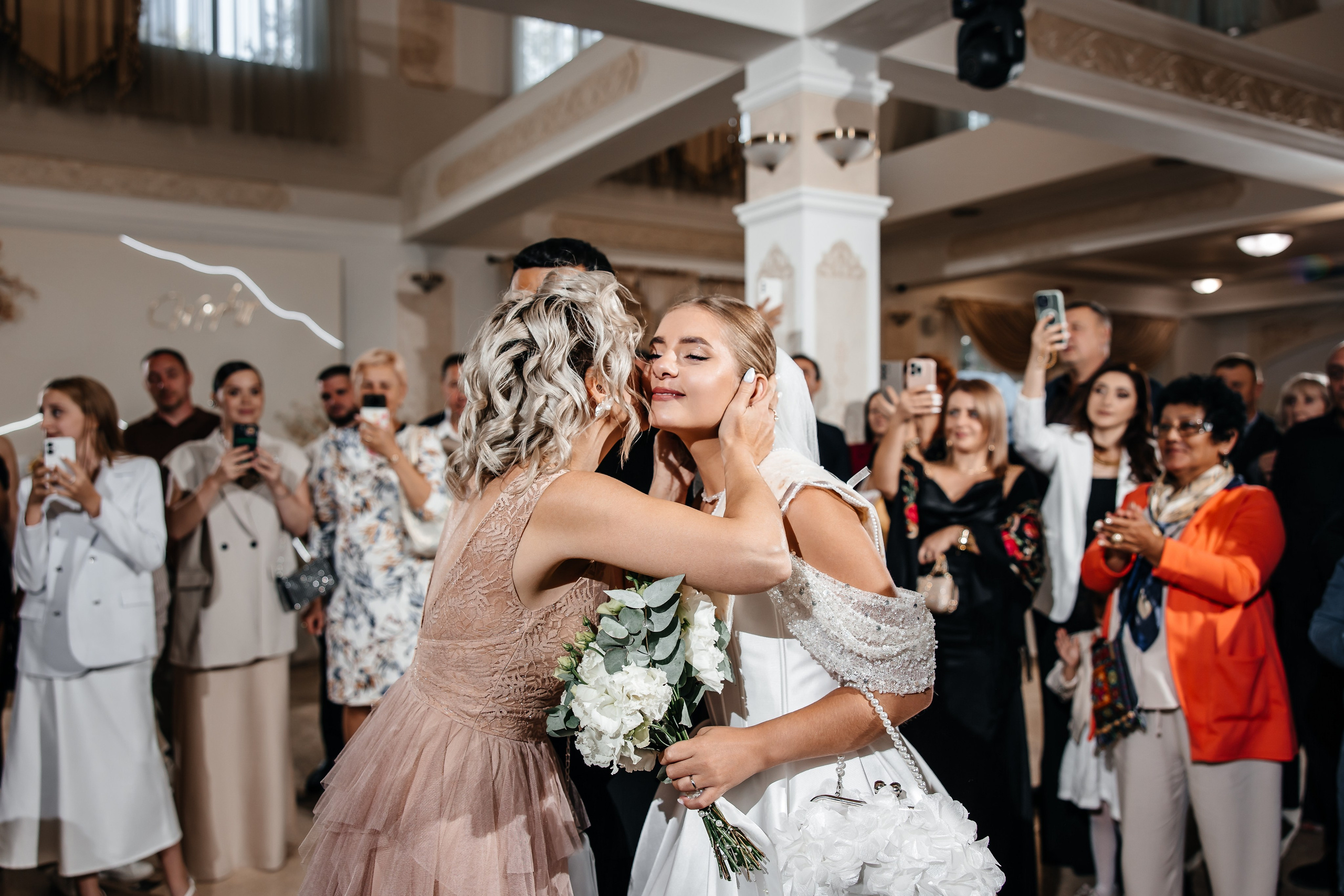 Анонс свадьбы для Арсена и Дианы. Свадебный фотограф в Крыму и Севастополе Ольга Баскакова