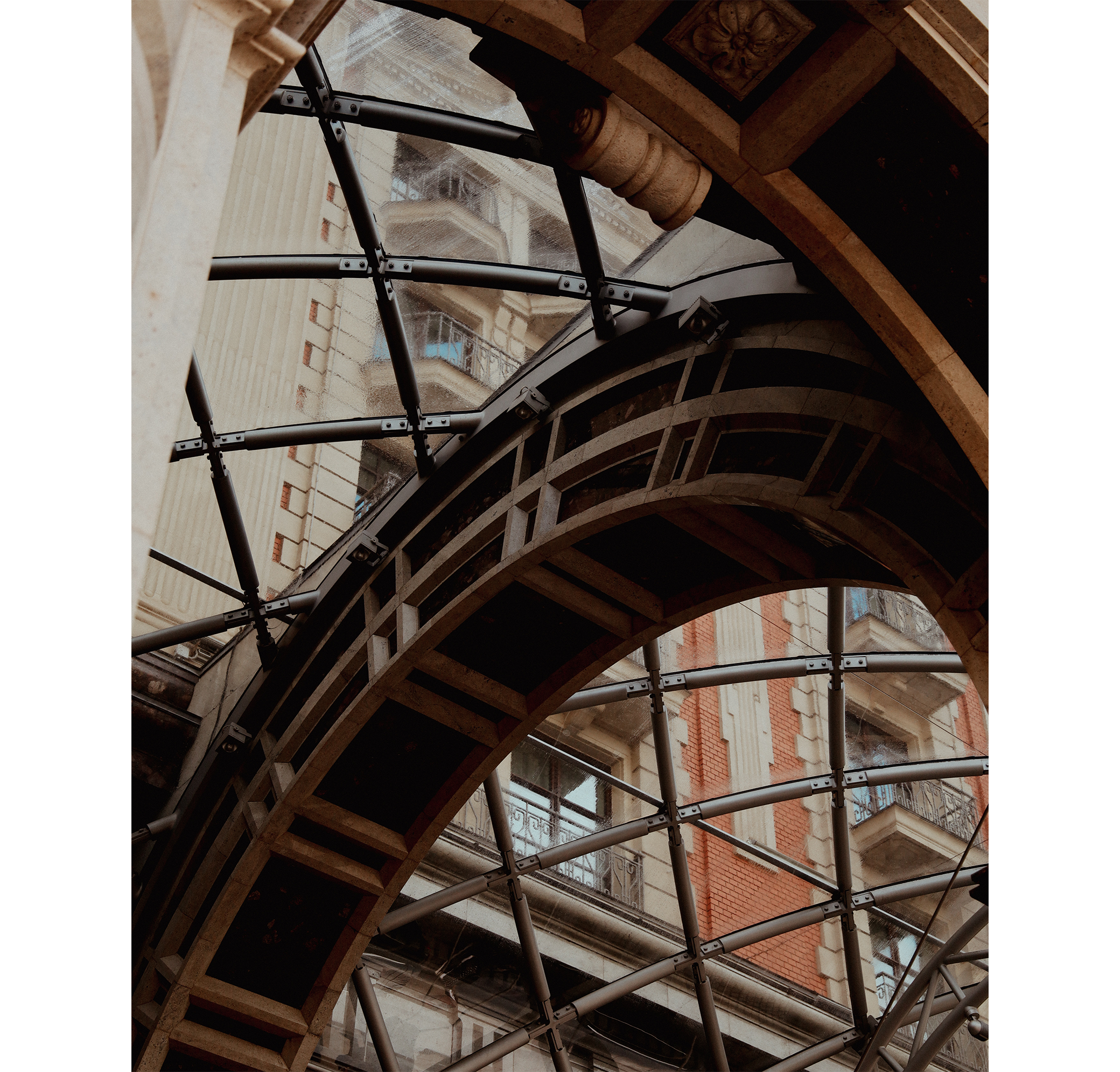 MOSCOW TAPE. Фотограф/дизайнер в Екатеринбурге Хитрый Дмитрий